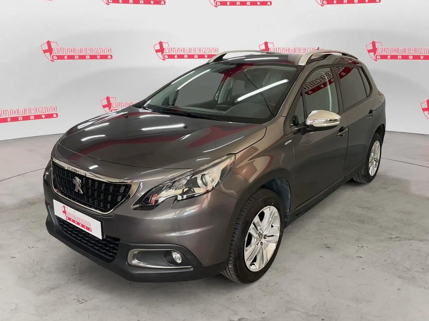Peugeot 2008 PureTech 82 S&S Style Grigio - 1