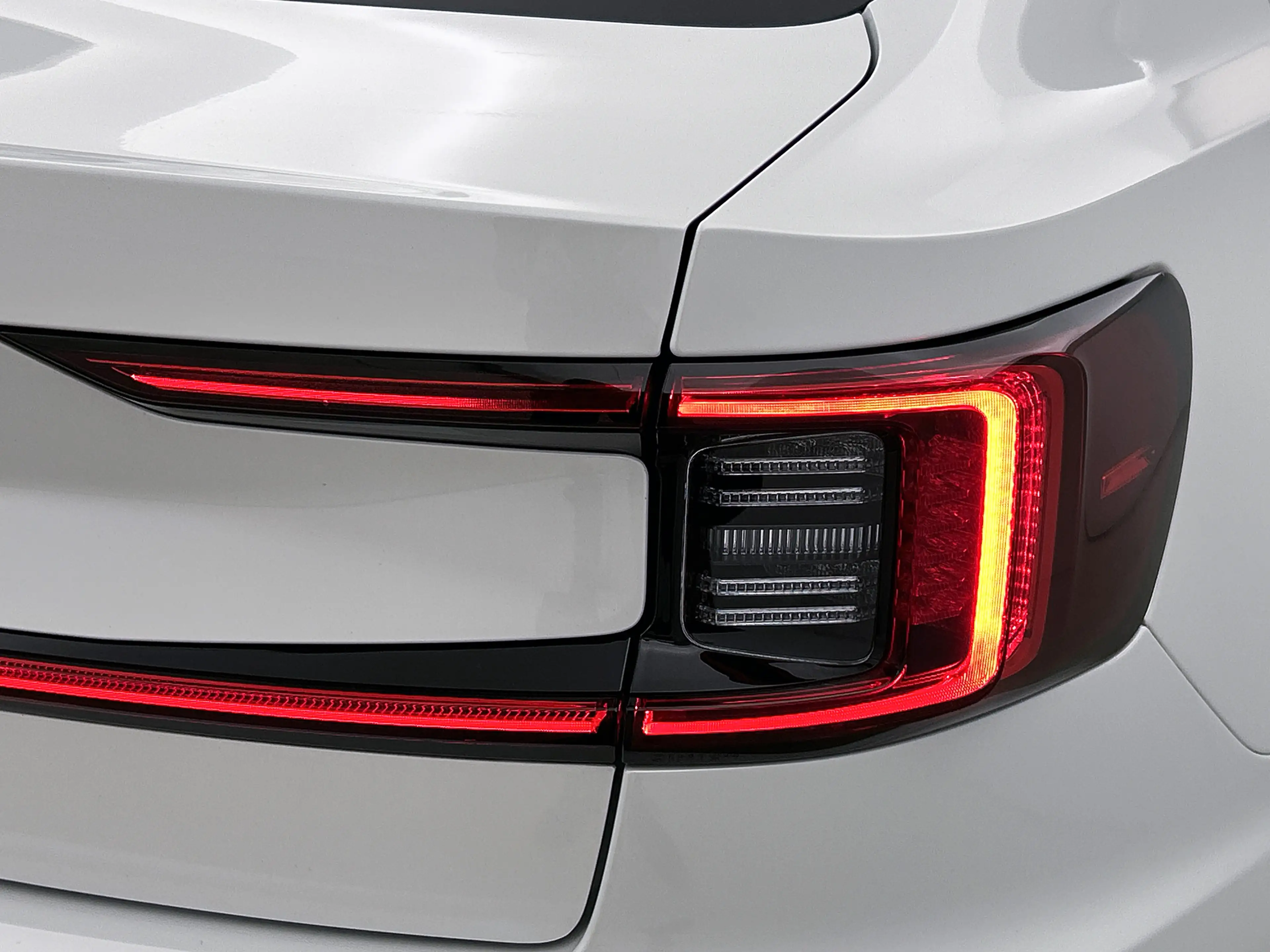 Polestar 2 Long Range Dual motor Prime 82 kWh Pack Pilot / Pl — photo 32