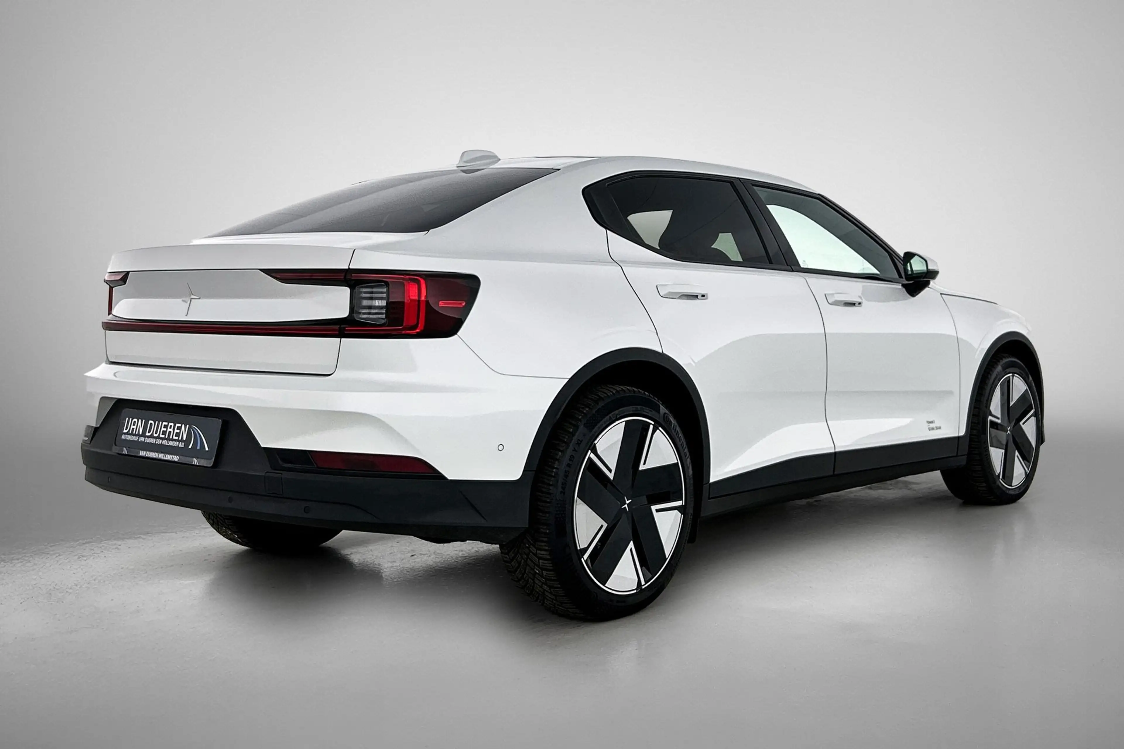 Polestar 2 Long Range Dual motor Prime 82 kWh Pack Pilot / Pl — photo 4