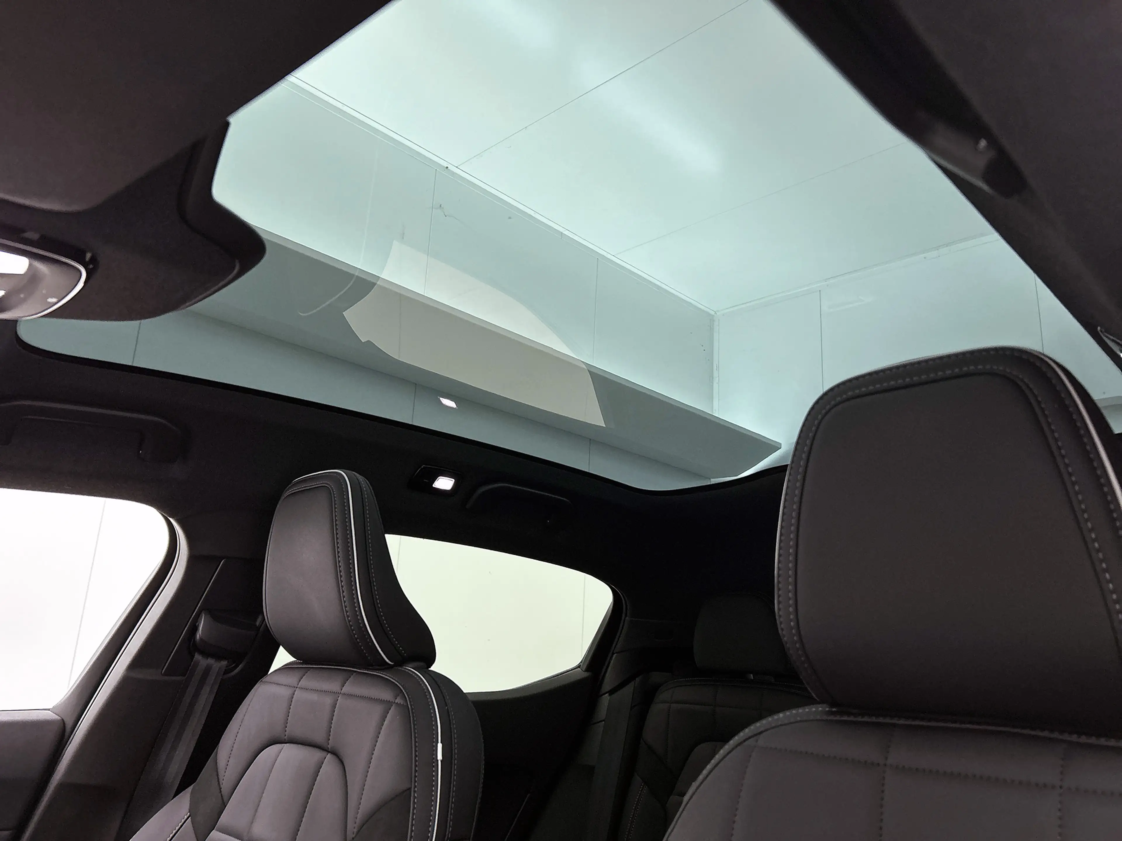 Polestar 2 Long Range Dual motor Prime 82 kWh Pack Pilot / Pl — photo 39