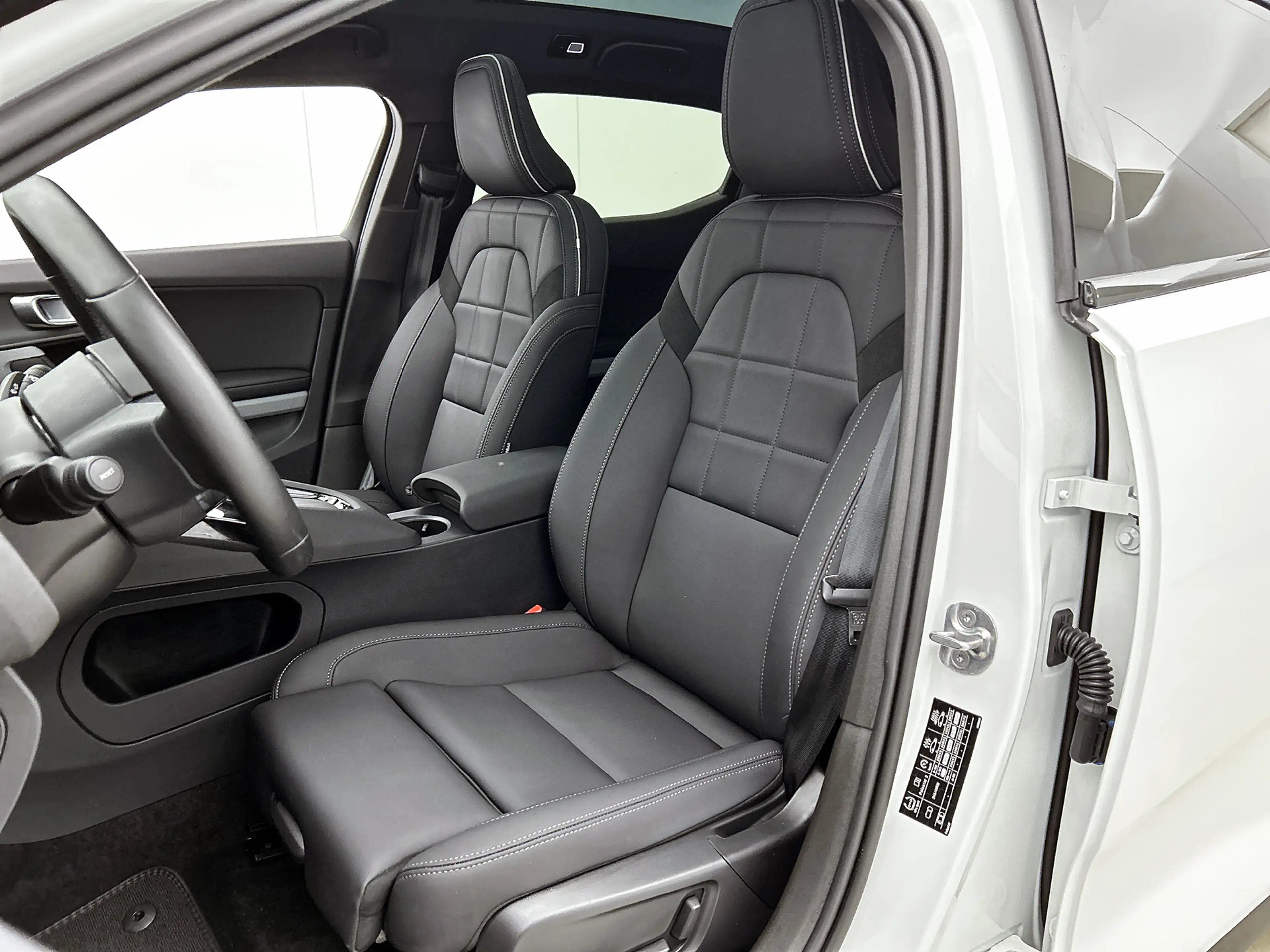 Polestar 2 Long Range Dual motor Prime 82 kWh Pack Pilot / Pl — photo 44