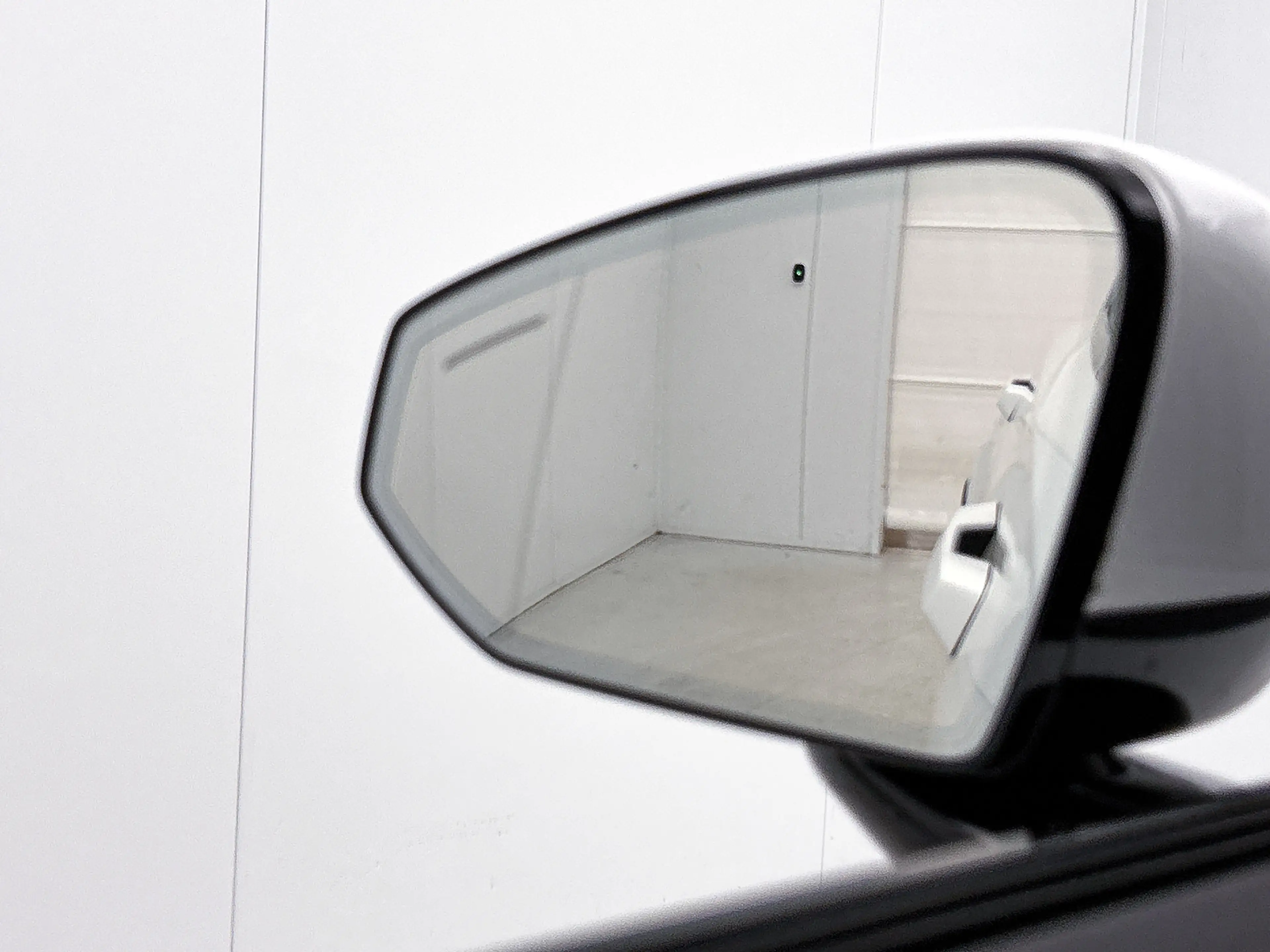 Polestar 2 Long Range Dual motor Prime 82 kWh Pack Pilot / Pl — photo 20