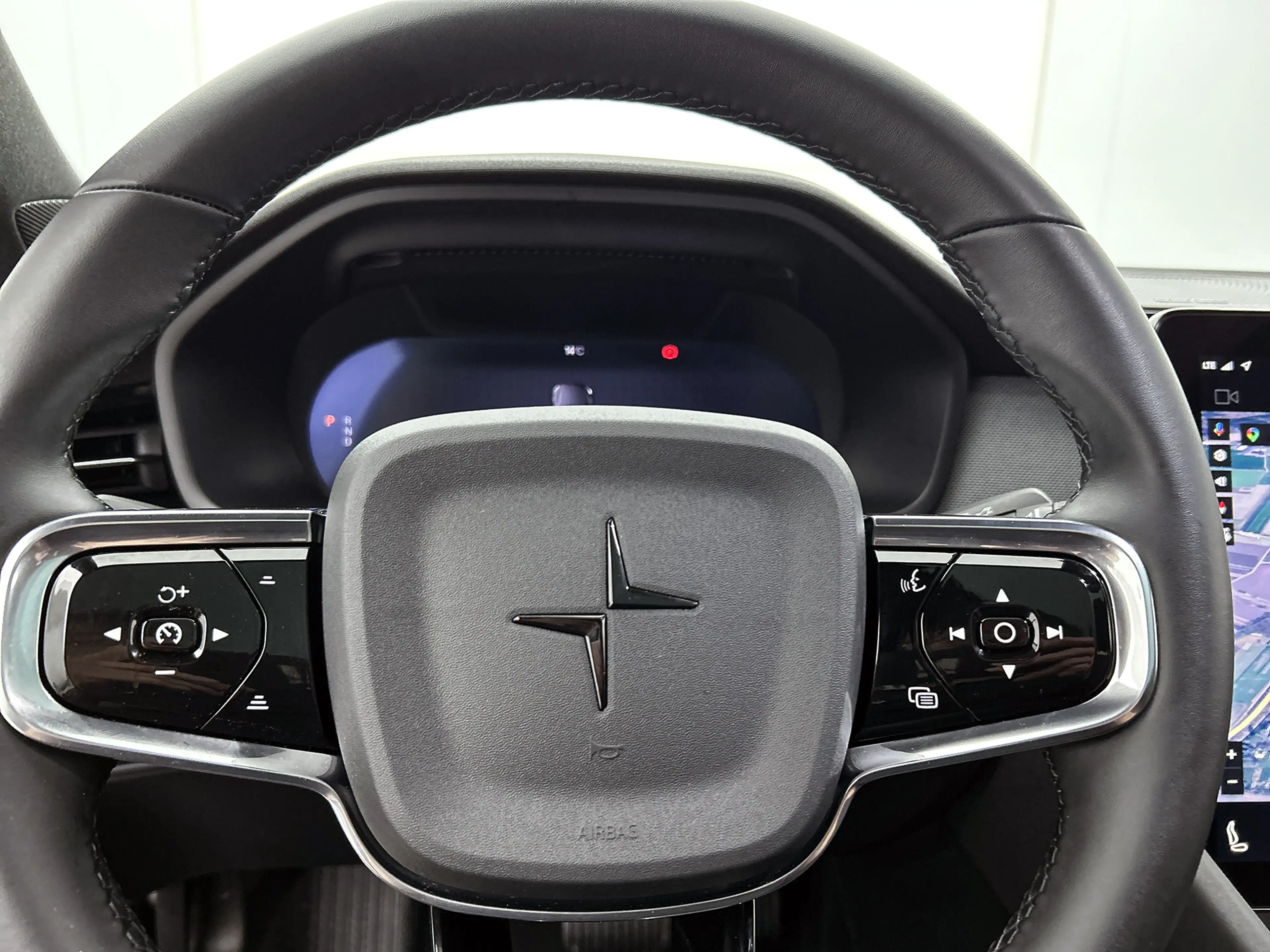 Polestar 2 Long Range Dual motor Prime 82 kWh Pack Pilot / Pl — photo 41