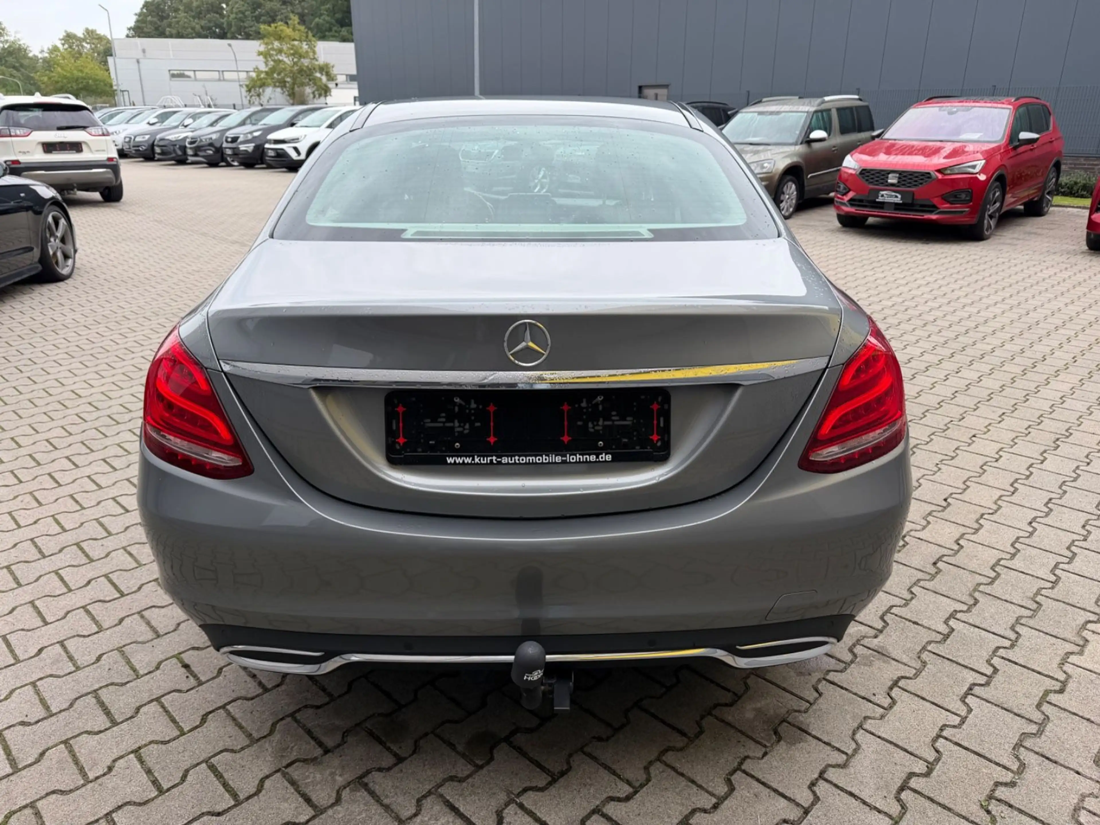 Mercedes-Benz C 180 CGI/LIMOUSINE/AHK/LEDER/SHZ/AUTOMATIK — photo 6