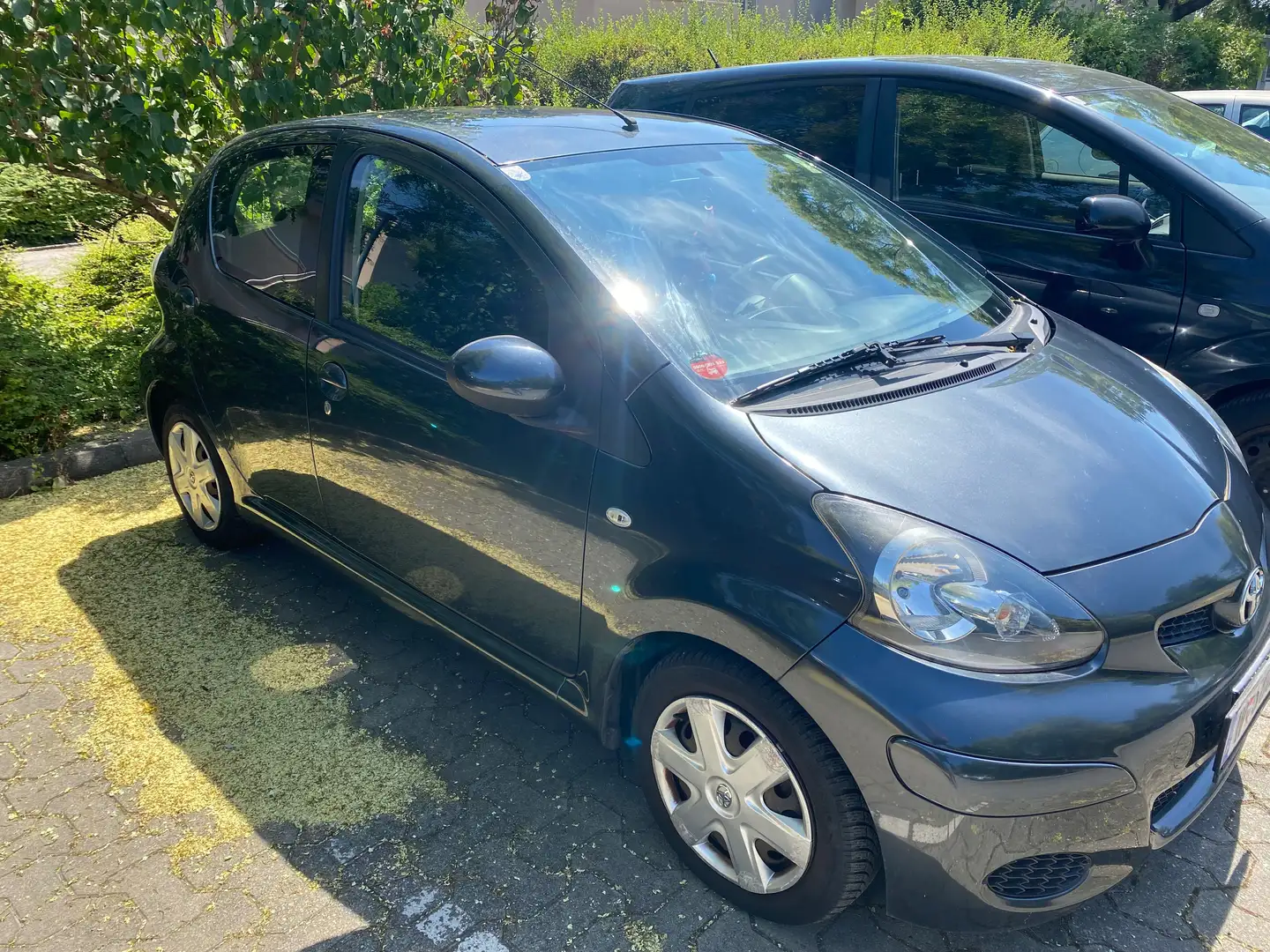 Toyota Aygo Aygo 1,0 VVT-i Start Start Grau - 1