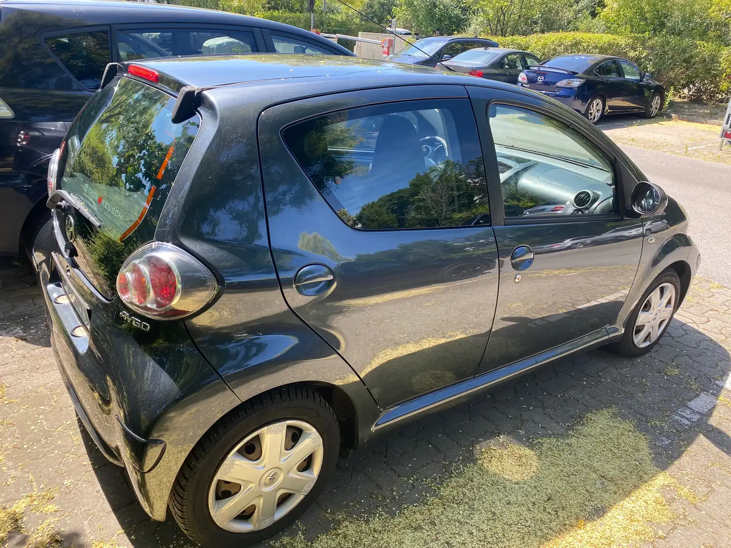Toyota Aygo Aygo 1,0 VVT-i Start Start Grau - 2