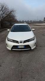 1.8 VVT-i Hybrid Automatik Touring Sports Life