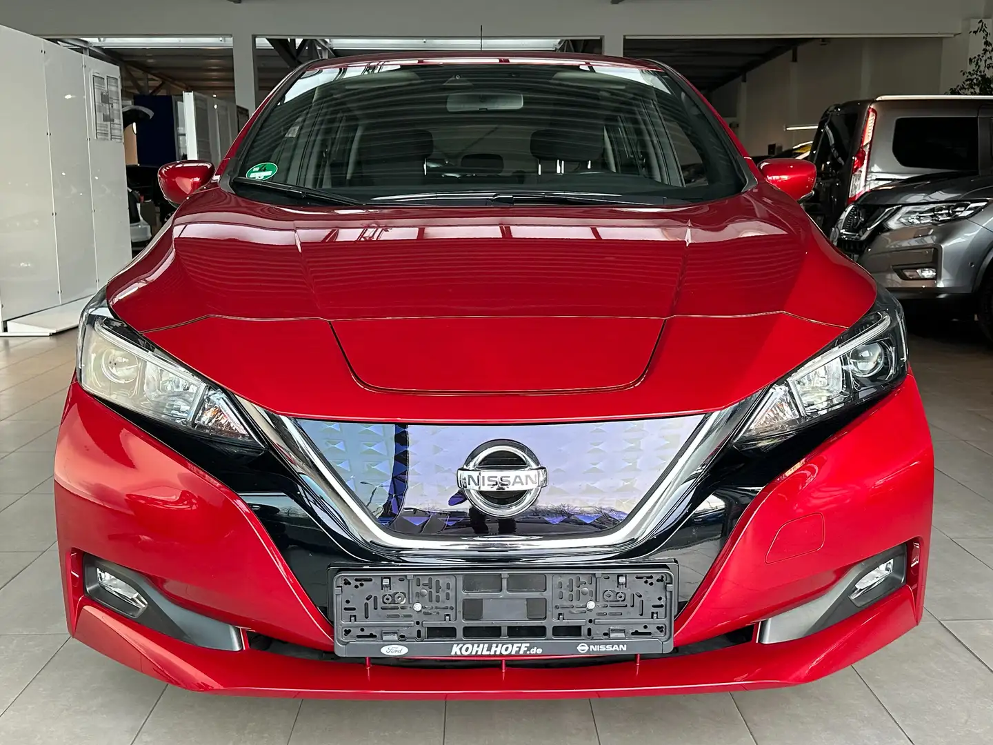 Nissan Leaf Acenta 40 kWh 150PS Winter Navi Kamera Sitzheizung Red - 2