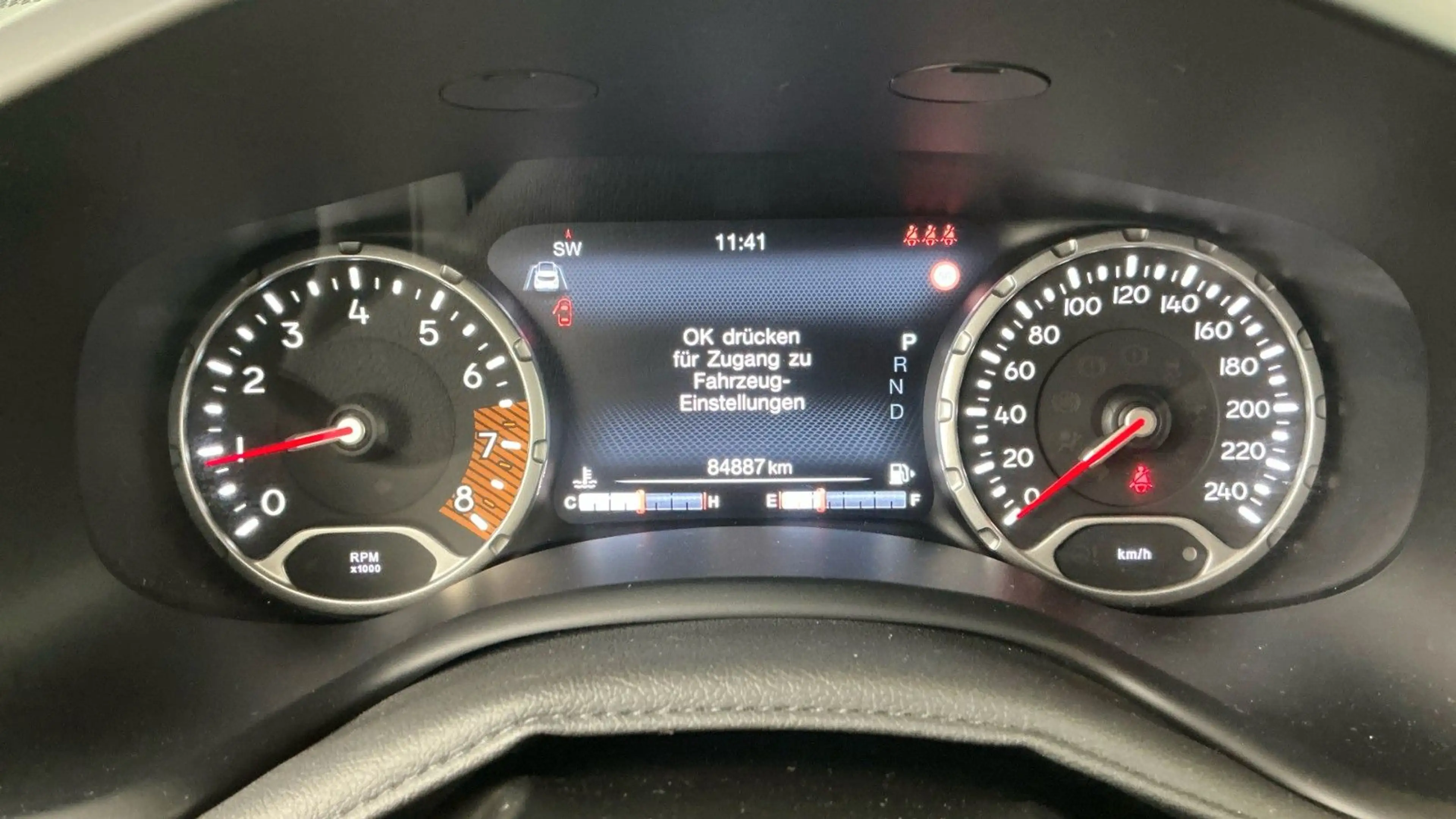 Jeep Renegade 1.3 T-GDI LIMITED AT KLIMA/NEBEL/PDC — photo 6