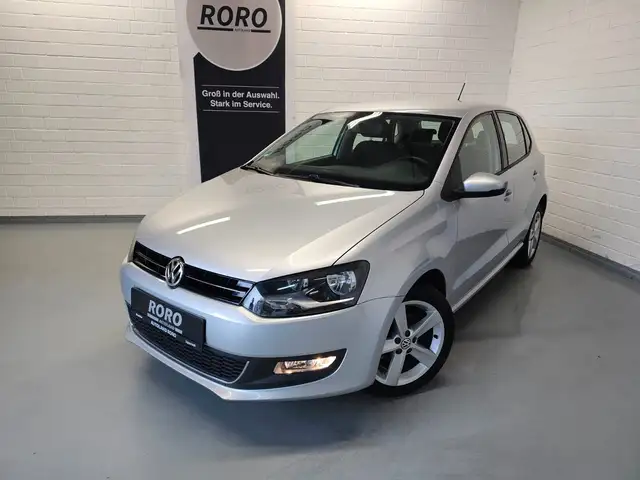Volkswagen Polo V 1.2l Highline + AUTOMATIK/5-TÜRER/8-FACH