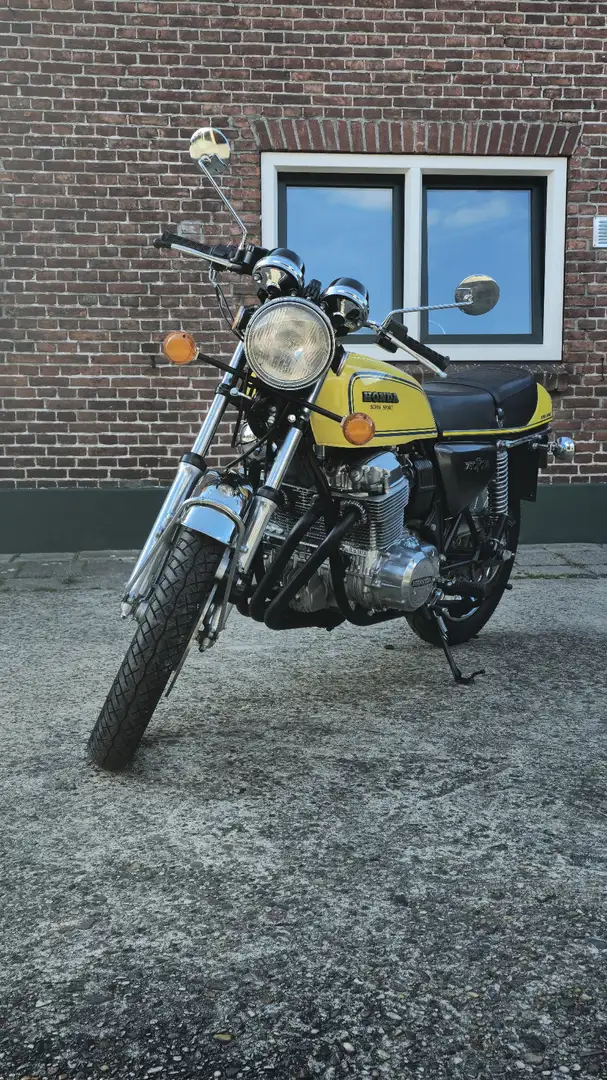 Honda CB 750 F1 Supersport Geel - 1