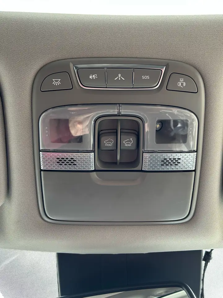 Kia Telluride снимка Kia Telluride