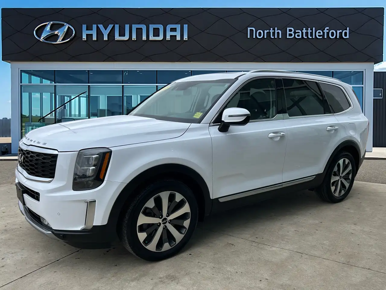 Kia Telluride снимка Kia Telluride