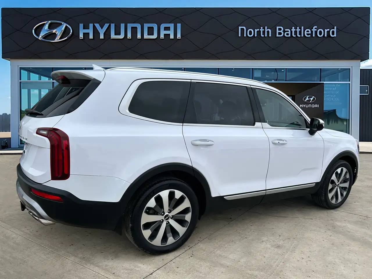 Kia Telluride снимка Kia Telluride