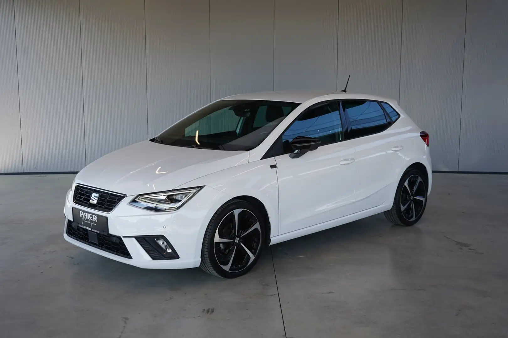 SEAT Ibiza FR 1.0 TSI Weiß - 2