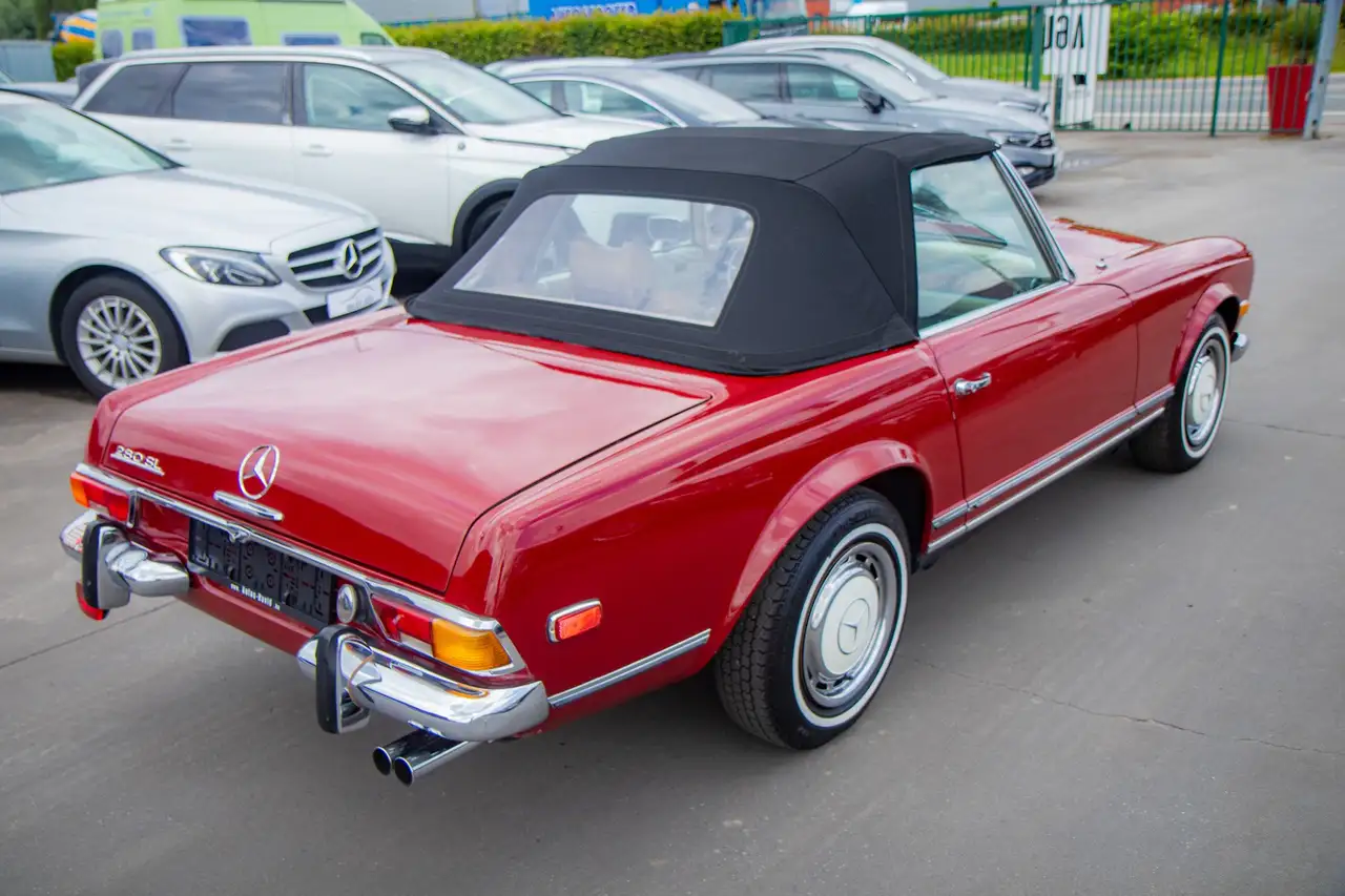 Mercedes-Benz SL 280 Pagoda Automaat / OLDTIMER / HISTORIEK / CABRIO / LEDER / RADIO !, foto 8