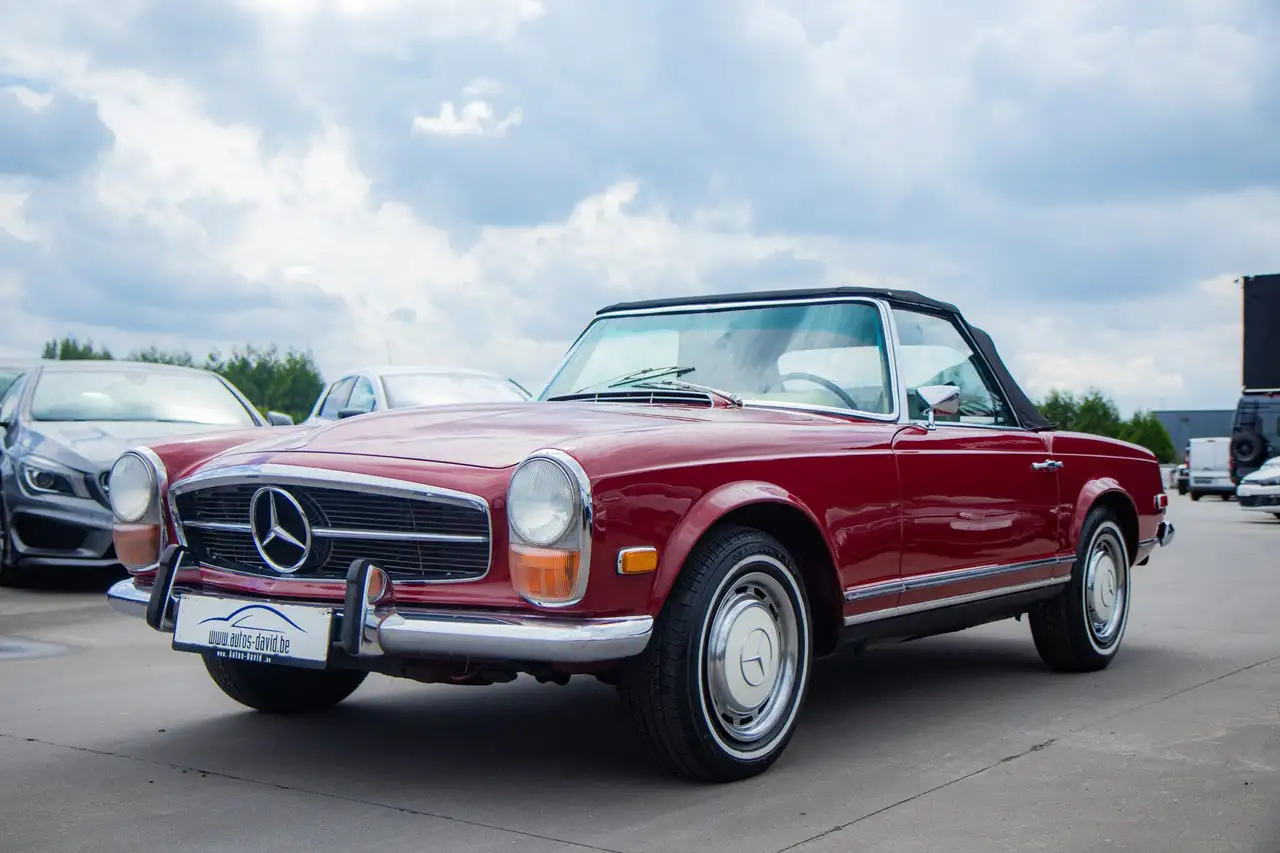 Mercedes-Benz SL 280 Pagoda Automaat / OLDTIMER / HISTORIEK / CABRIO / LEDER / RADIO !, foto 4