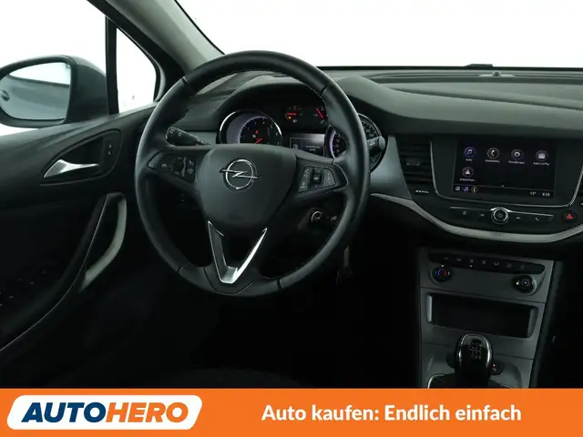 Opel Astra view 13
