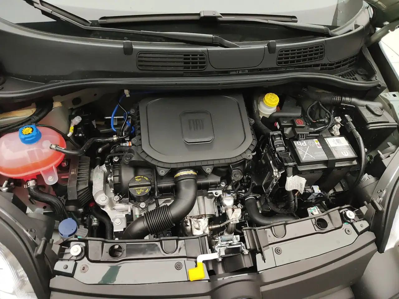 Fiat Panda 1.0 65CV HYBRID CROSS, миниатюра 26