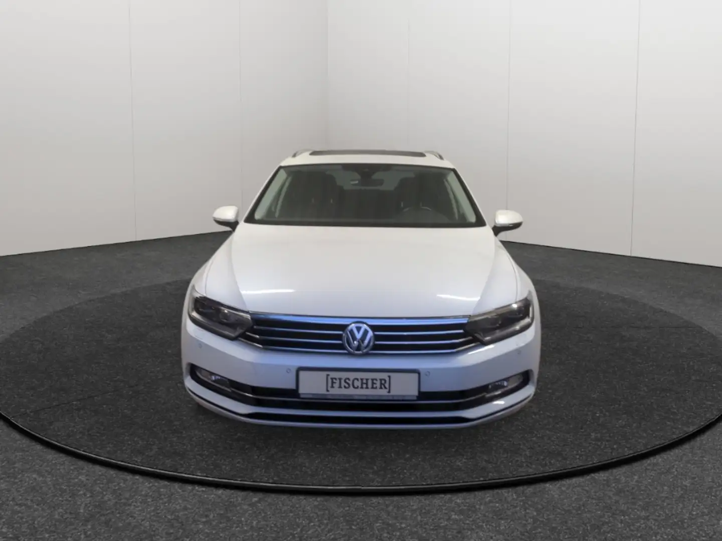 Volkswagen Passat Variant 1.4TSI Comfortline LED STHZ Navi Rear View ACC Wit - 2