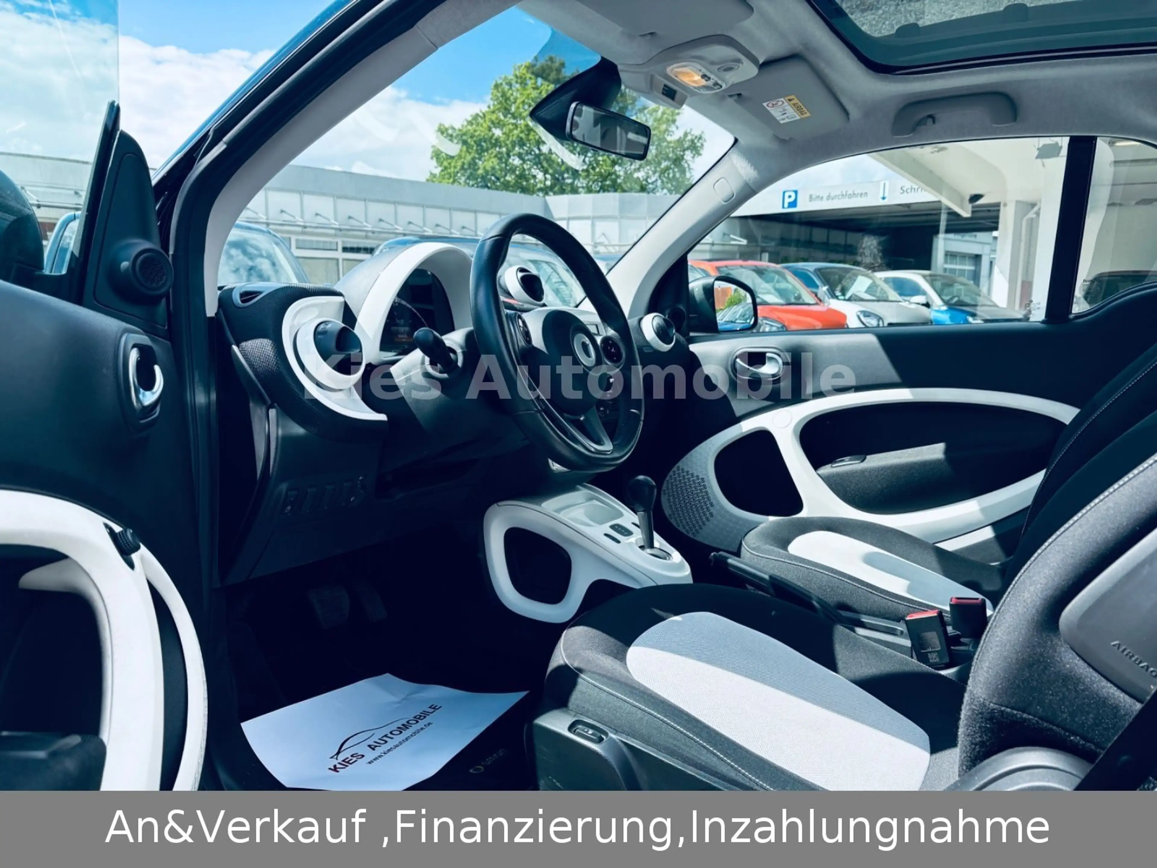smart forTwo Passion AUTOM/NAVI/PANO/SITZH/KLIMA/2HAND — photo 13