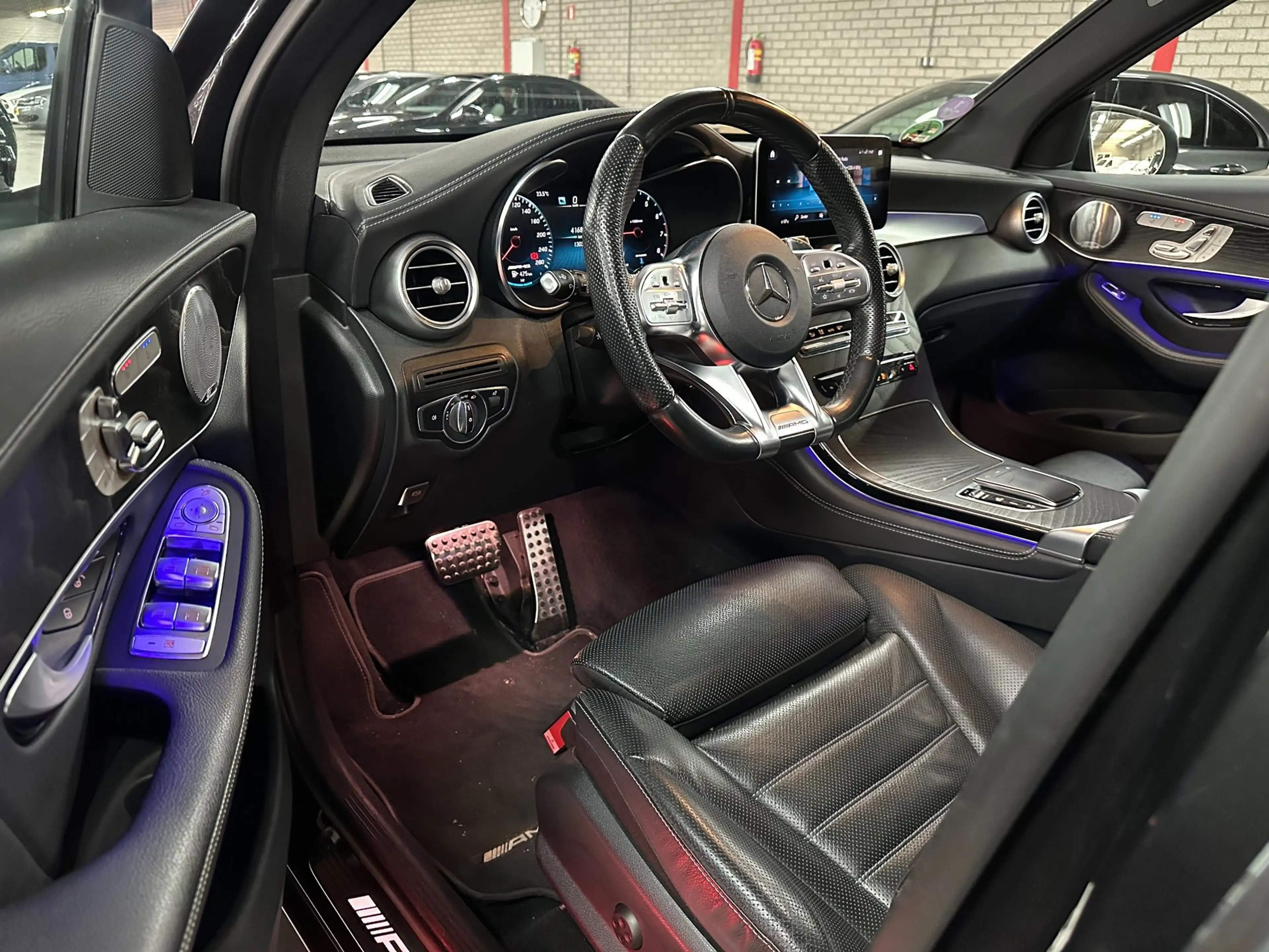 Mercedes-Benz GLC 43 AMG 4MATIC, Pano, Memory, VOL! — photo 3
