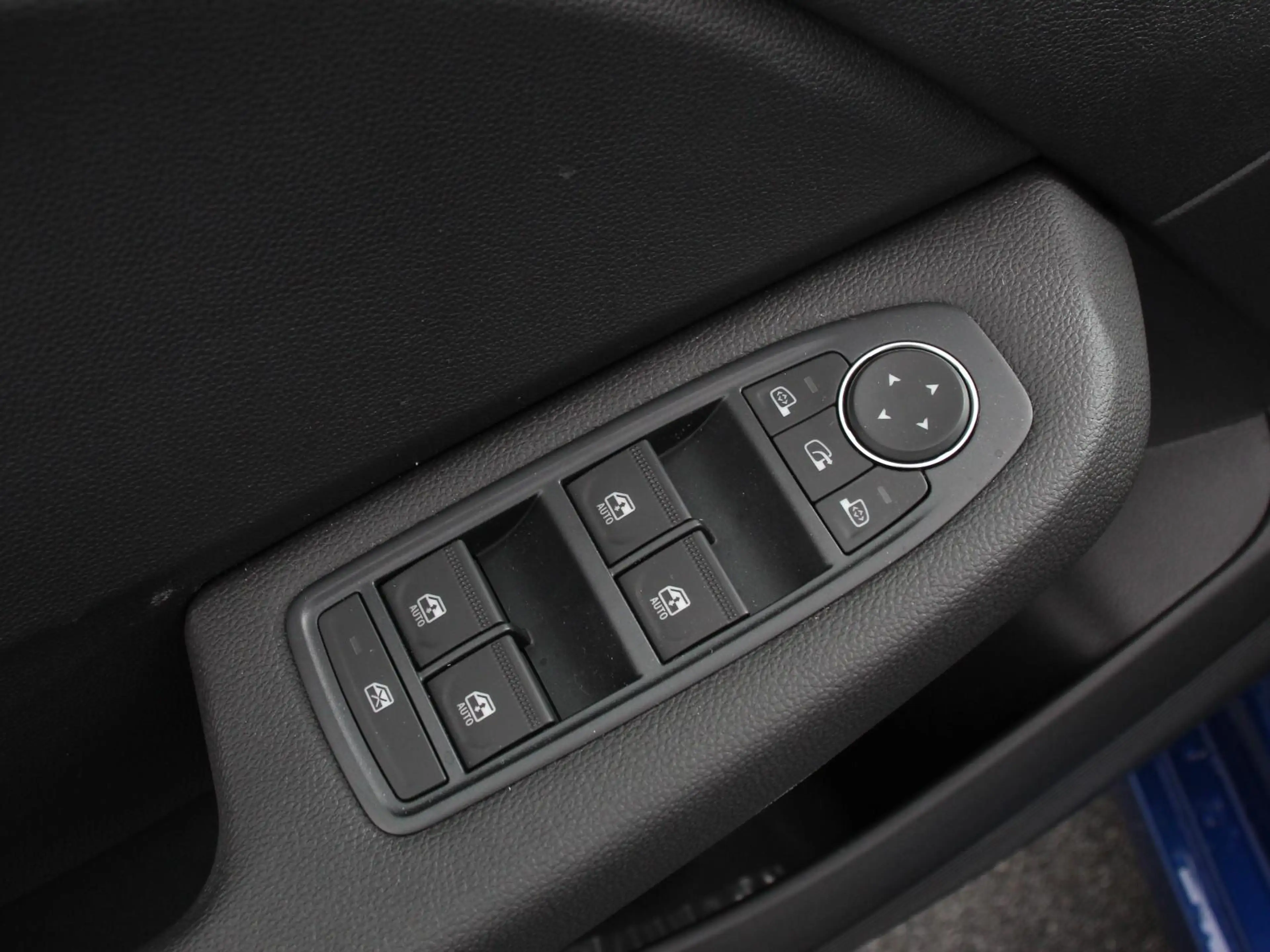 Mitsubishi Colt 1.6 HEV Automaat Intense | DEMO ! | Navigatie Appl — photo 12