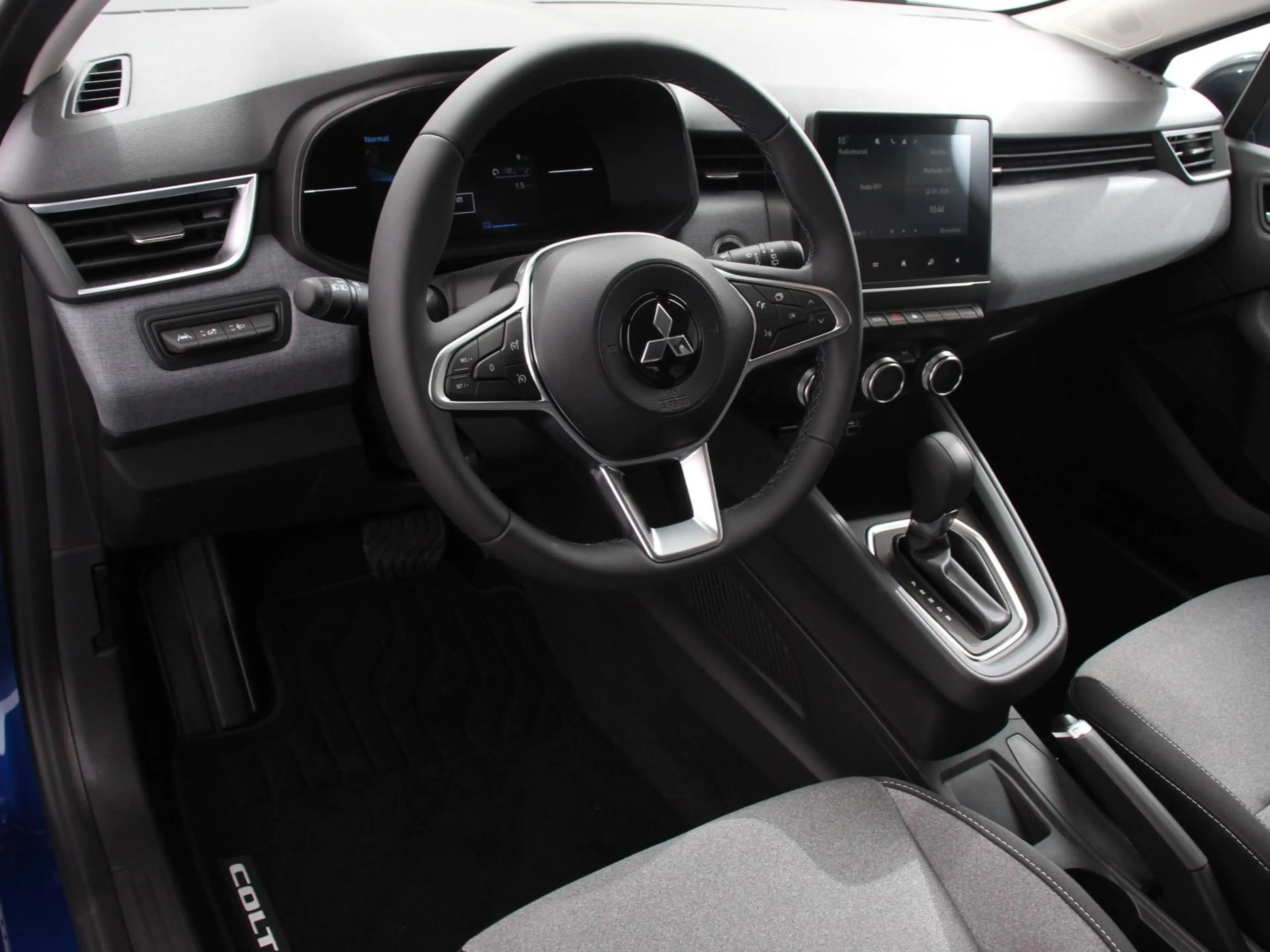 Mitsubishi Colt 1.6 HEV Automaat Intense | DEMO ! | Navigatie Appl — photo 2