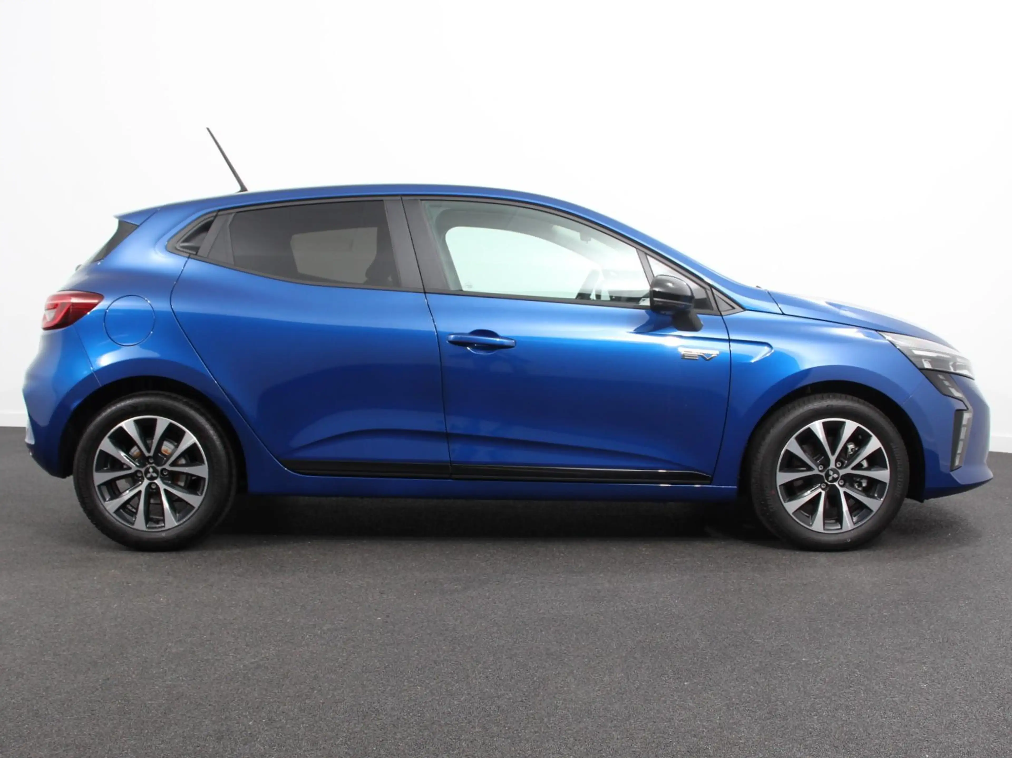 Mitsubishi Colt 1.6 HEV Automaat Intense | DEMO ! | Navigatie Appl — photo 8