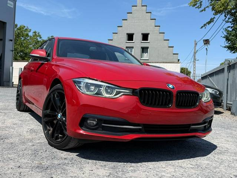 BMW 318 2.0Da FACELIFT PACK SPORT Euro 6b LED NAVI PDC