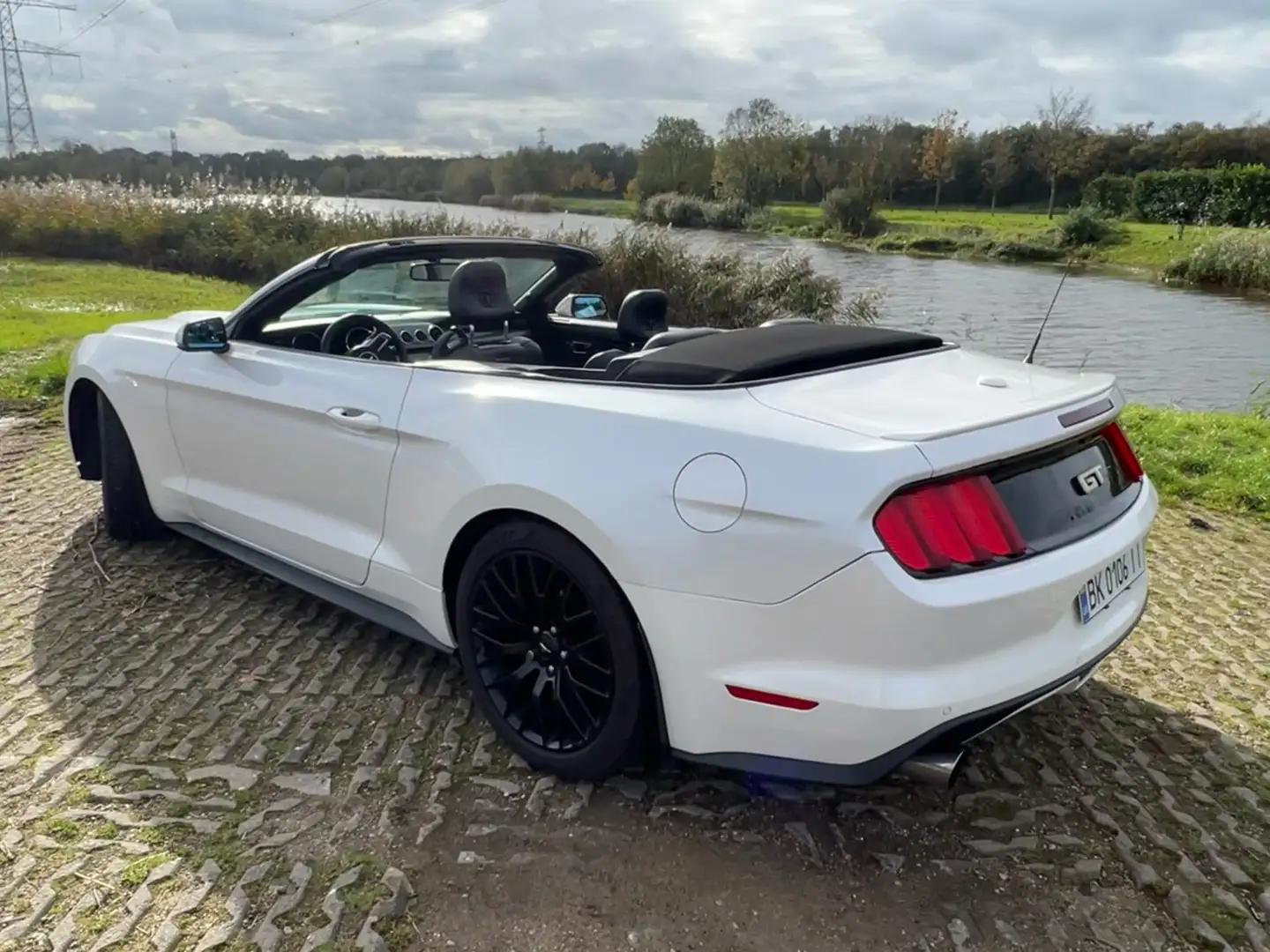 Ford Mustang Cabrio 2.3 Eco Boost Wit - 2
