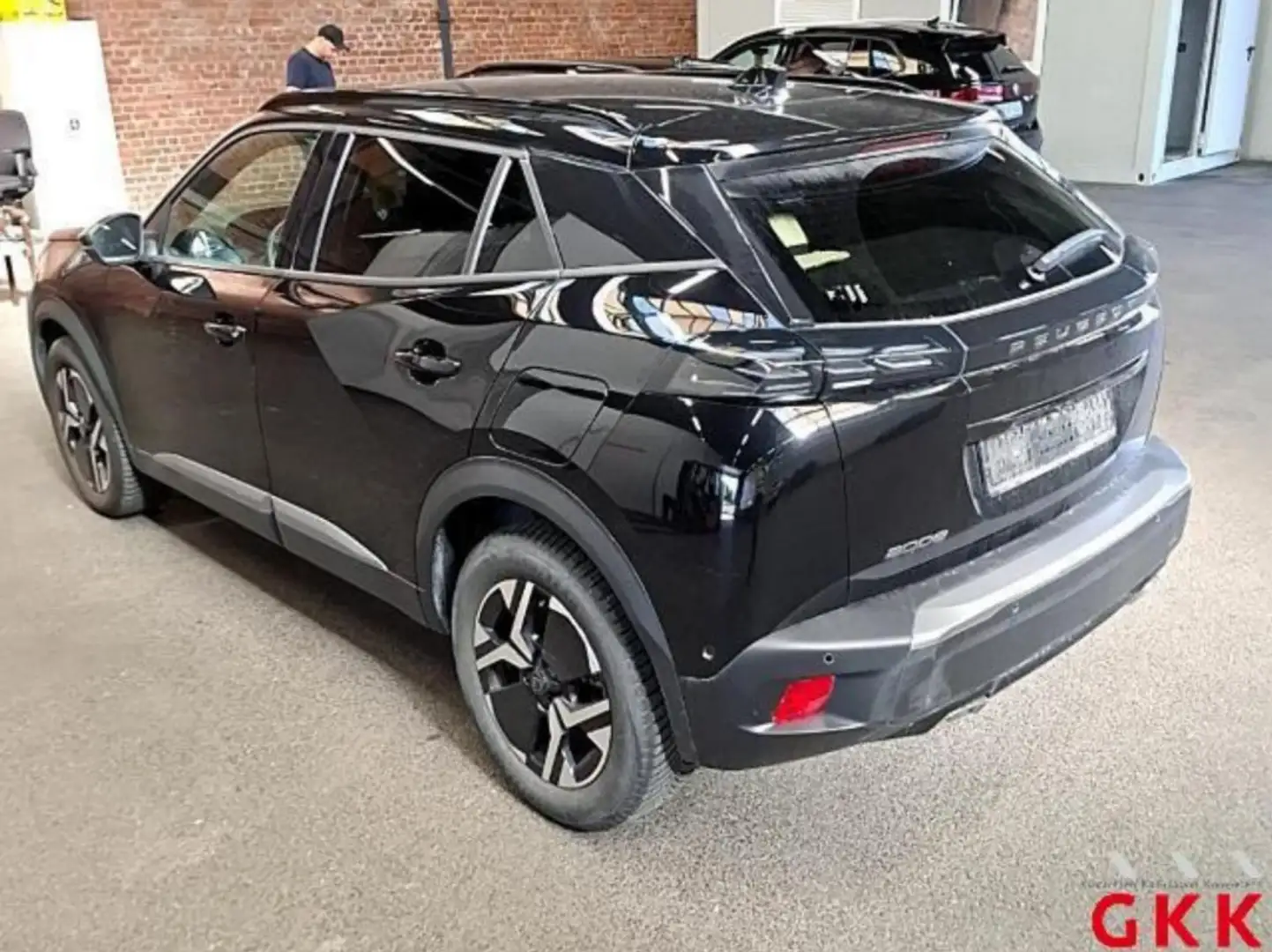 Peugeot 2008 Allure PureTech 130 EAT8*Navi*360°Kam*Shz Černá - 2