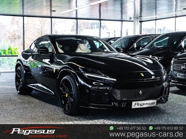 Ferrari Purosangue view 4