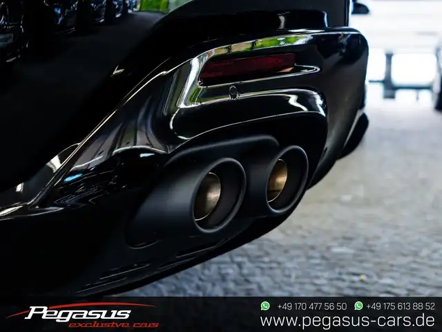 Ferrari Purosangue view 13