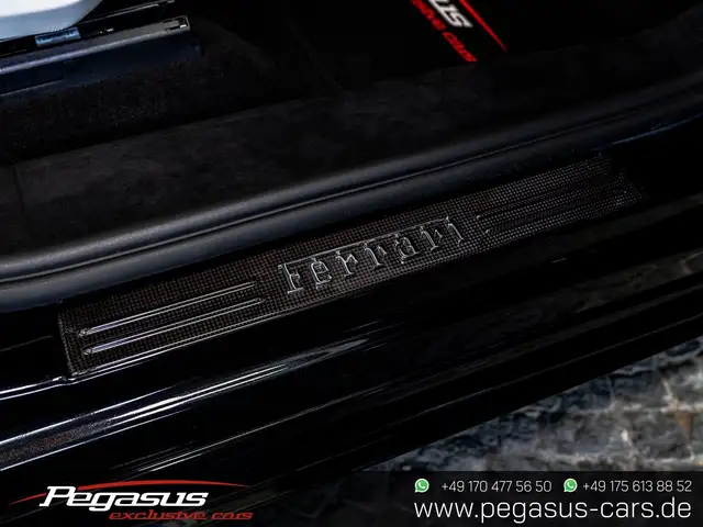 Ferrari Purosangue view 18