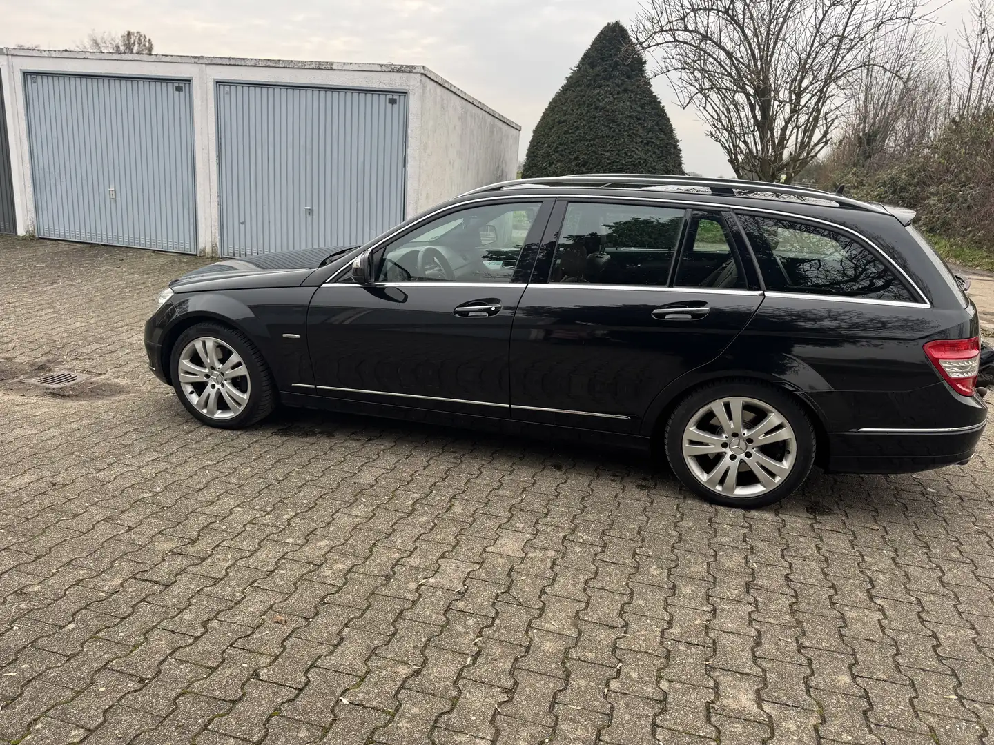 Mercedes-Benz C 320 T CDI DPF 7G-TRONIC Avantgarde Black - 2