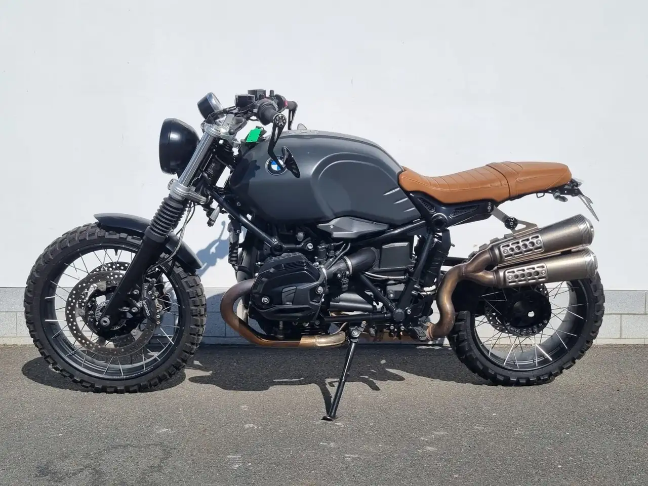 BMW R nineT