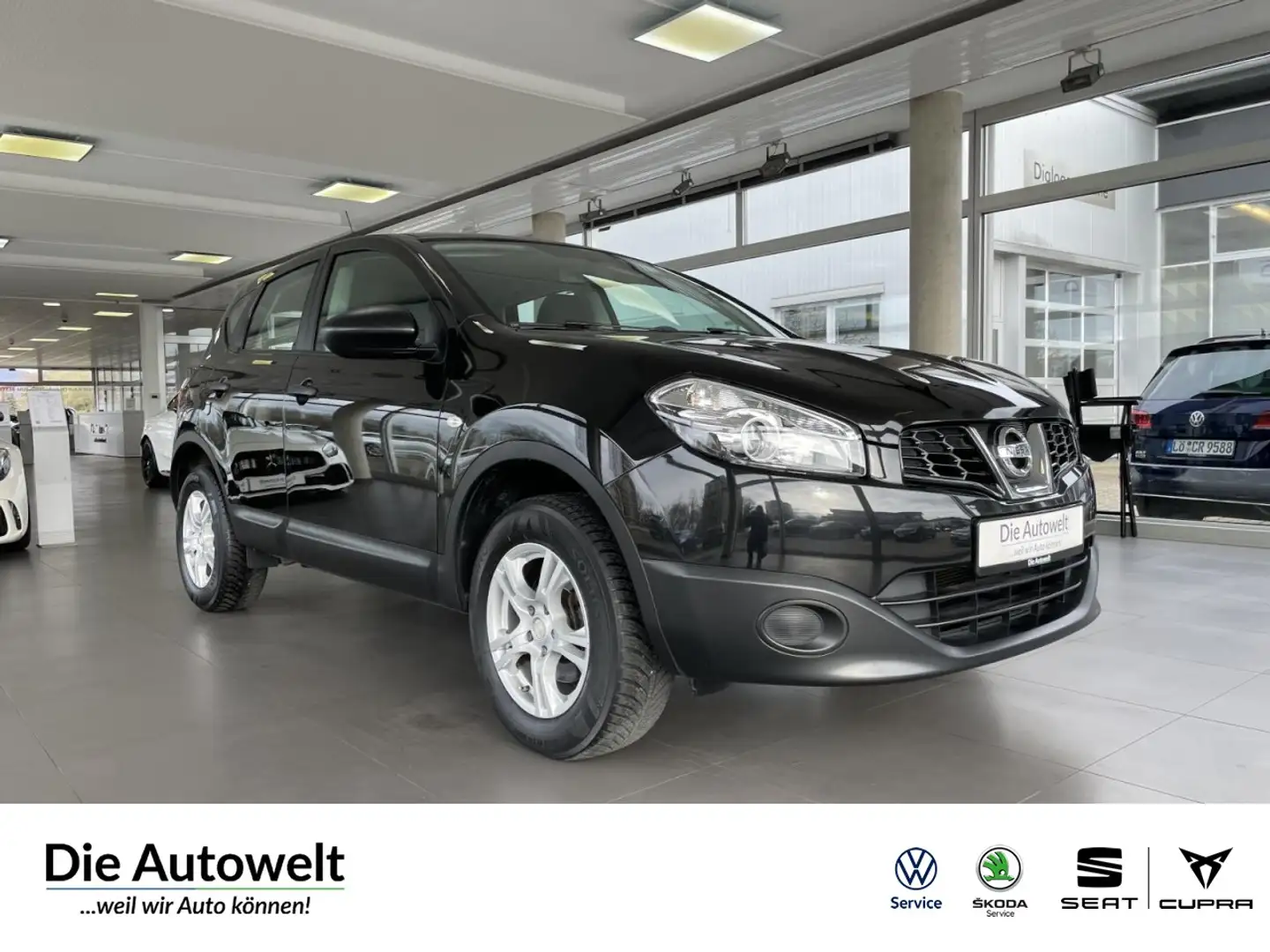 Nissan Qashqai 1,6 Visia KLIMA ZV GRA BT BC FREISP. Schwarz - 1