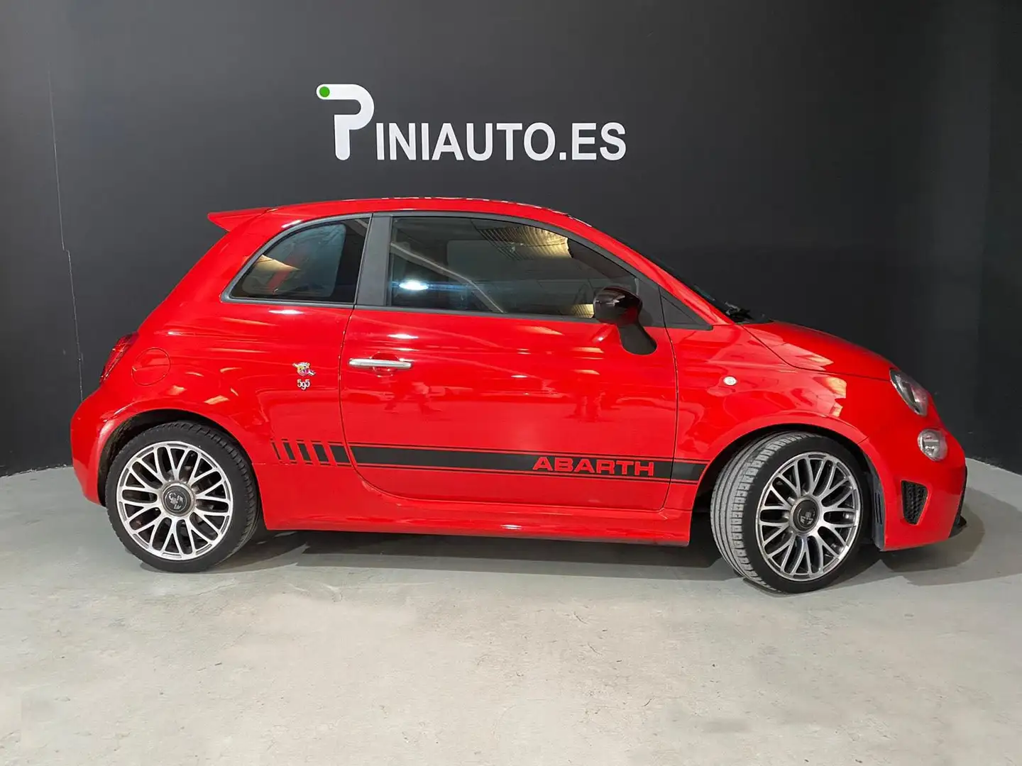 Abarth 595 1.4T JET 140 Červená - 2