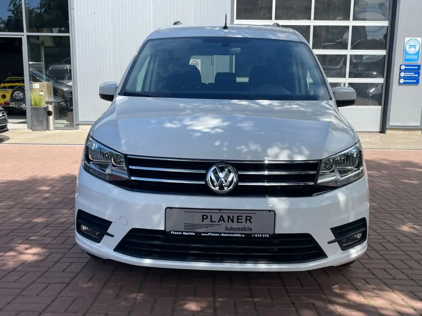 Volkswagen Caddy Comfortline 4Motion AHK Standh Service neu Weiß - 2
