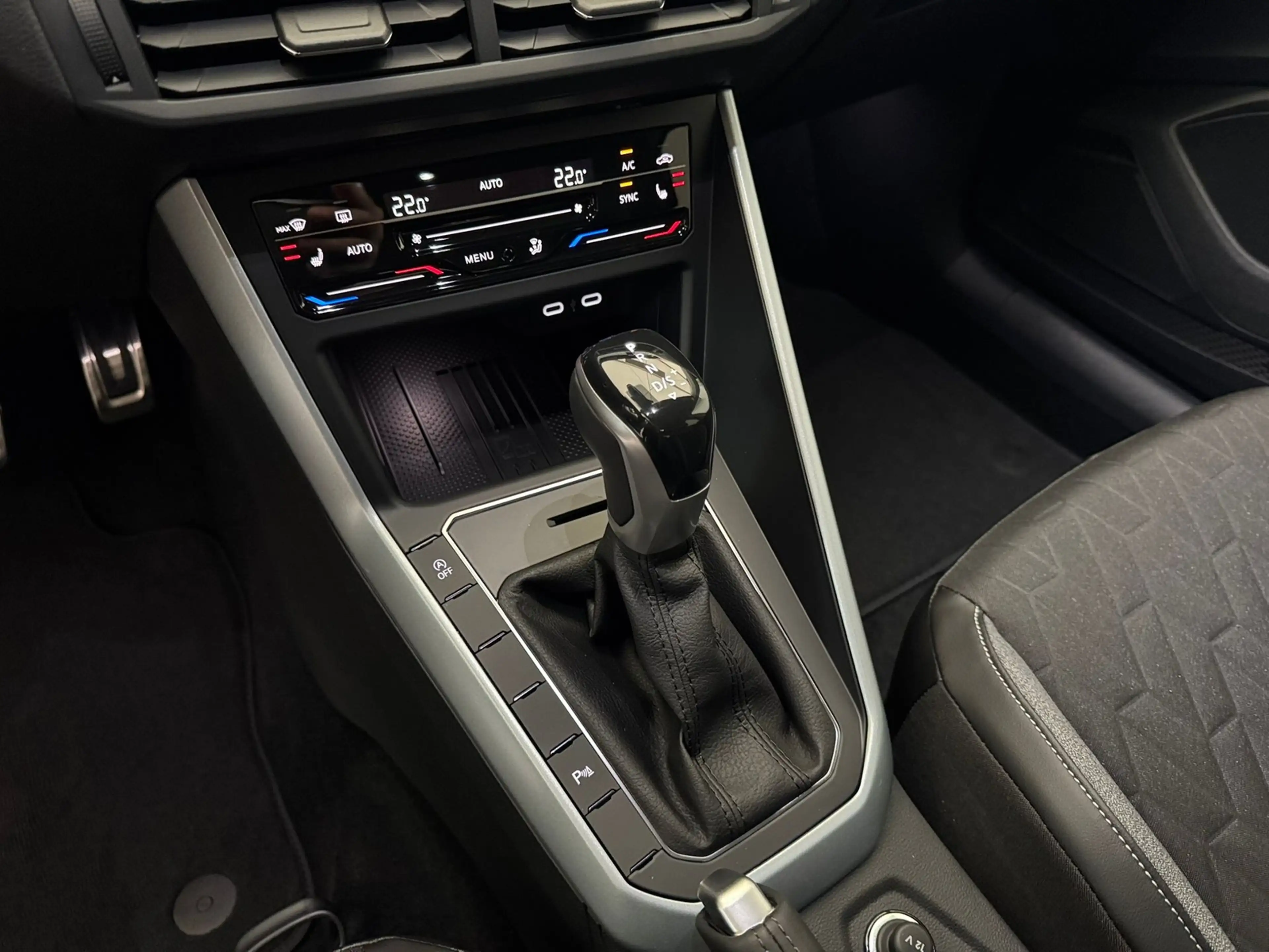 Volkswagen Taigo Energy 1.0TSI DSG+KAMERA+ACC+APP+SHZ+LED — photo 10