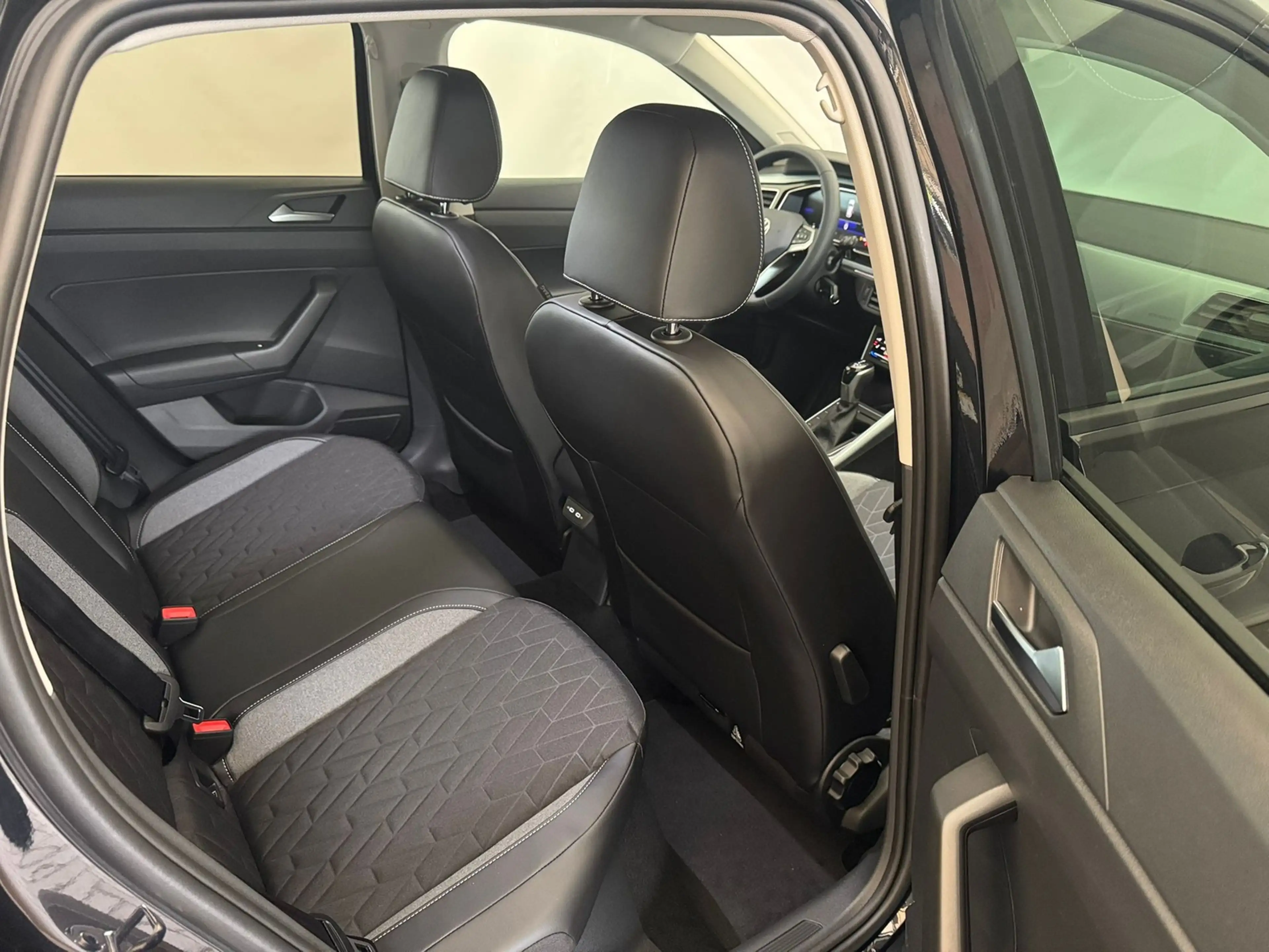 Volkswagen Taigo Energy 1.0TSI DSG+KAMERA+ACC+APP+SHZ+LED — photo 17