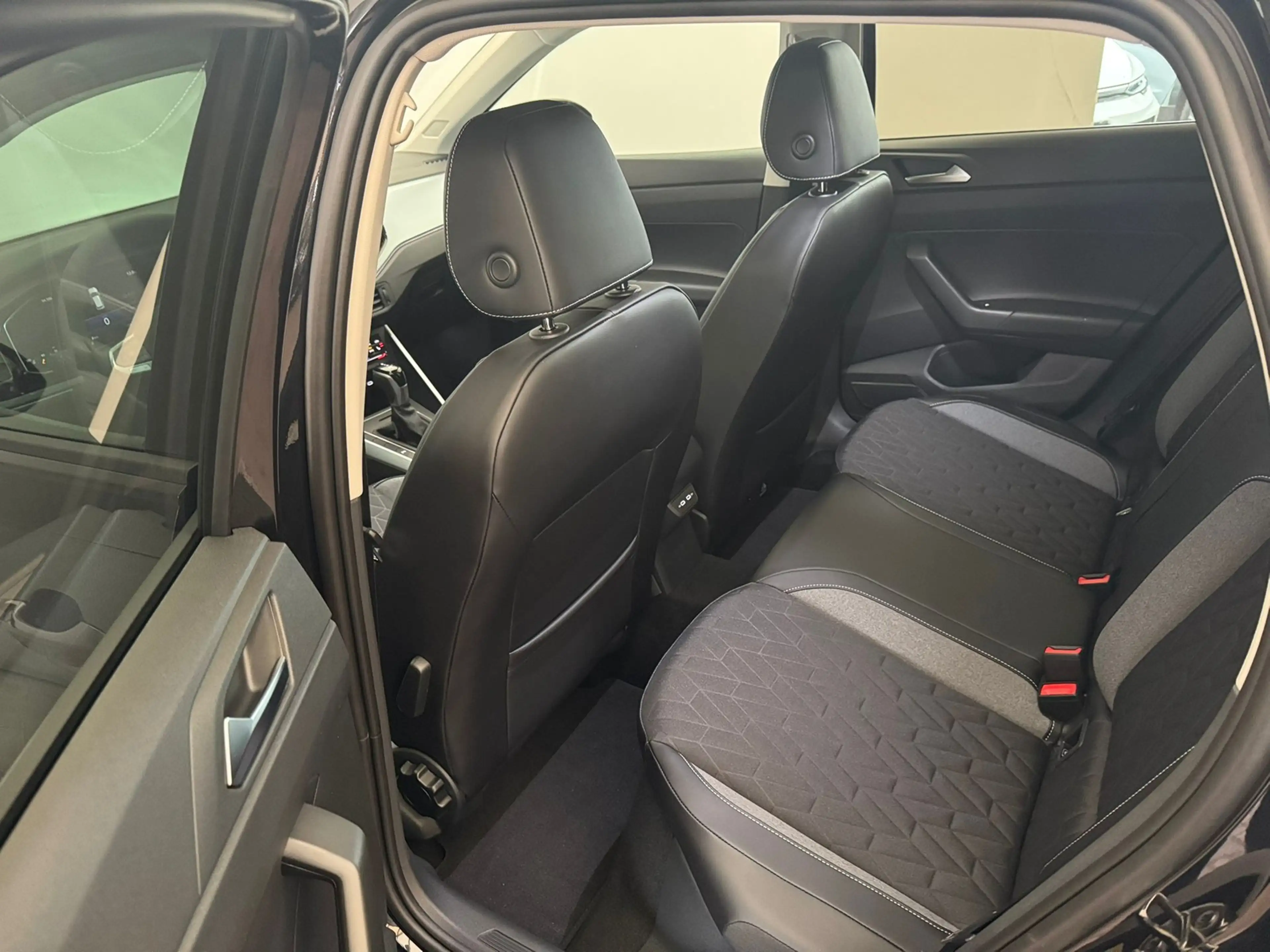 Volkswagen Taigo Energy 1.0TSI DSG+KAMERA+ACC+APP+SHZ+LED — photo 15