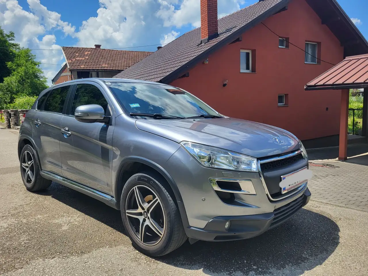 Peugeot 4008