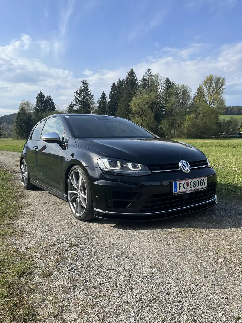 Volkswagen Golf R Schwarz - 2