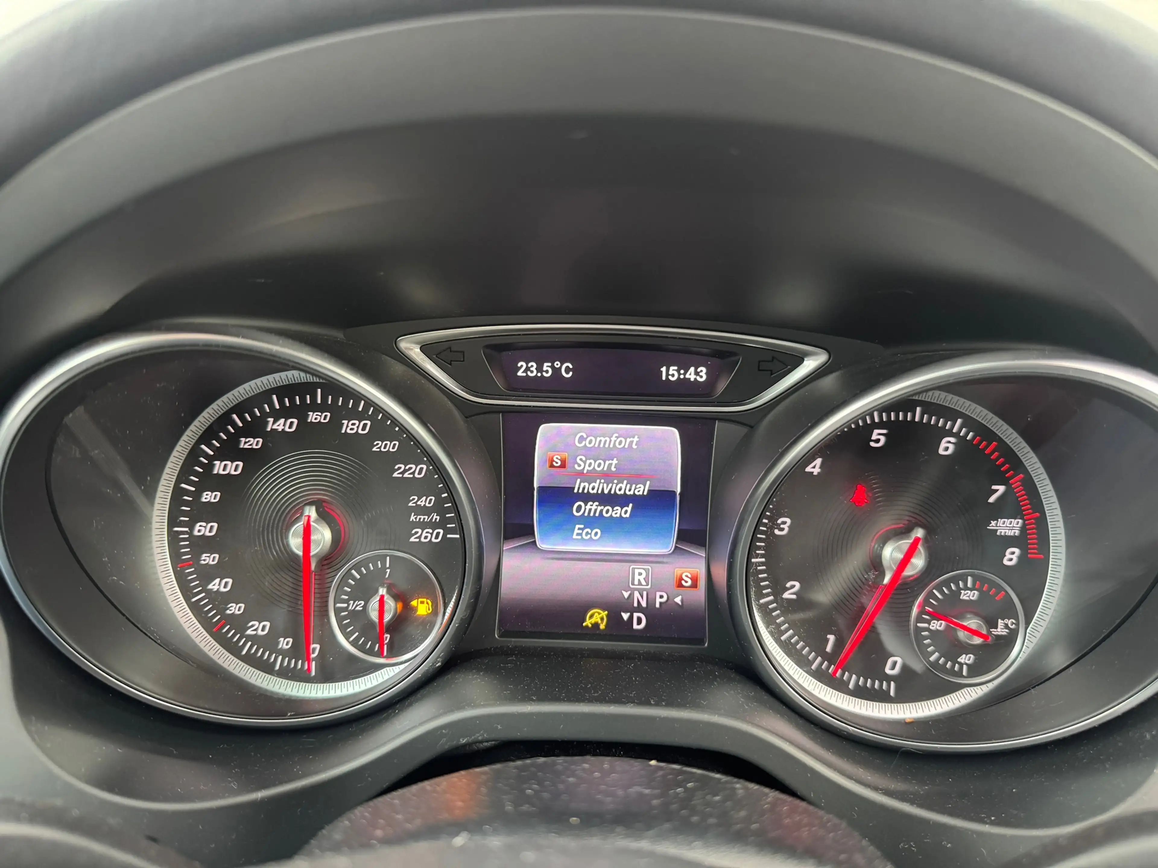 Mercedes-Benz GLA 250 AMG 4Matic Premium Plus PANO DAK TREKHAAK — photo 21
