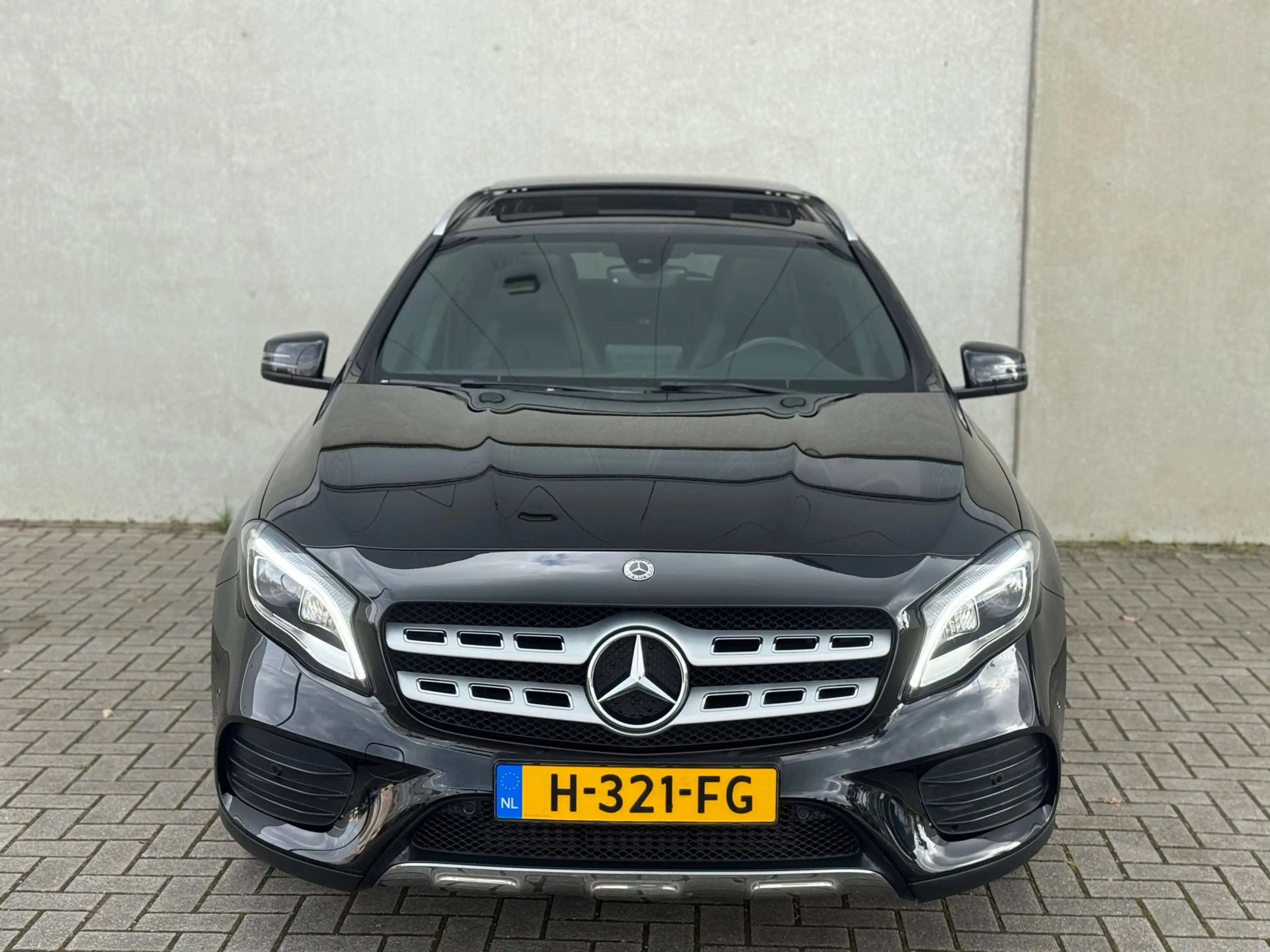 Mercedes-Benz GLA 250 AMG 4Matic Premium Plus PANO DAK TREKHAAK — photo 24