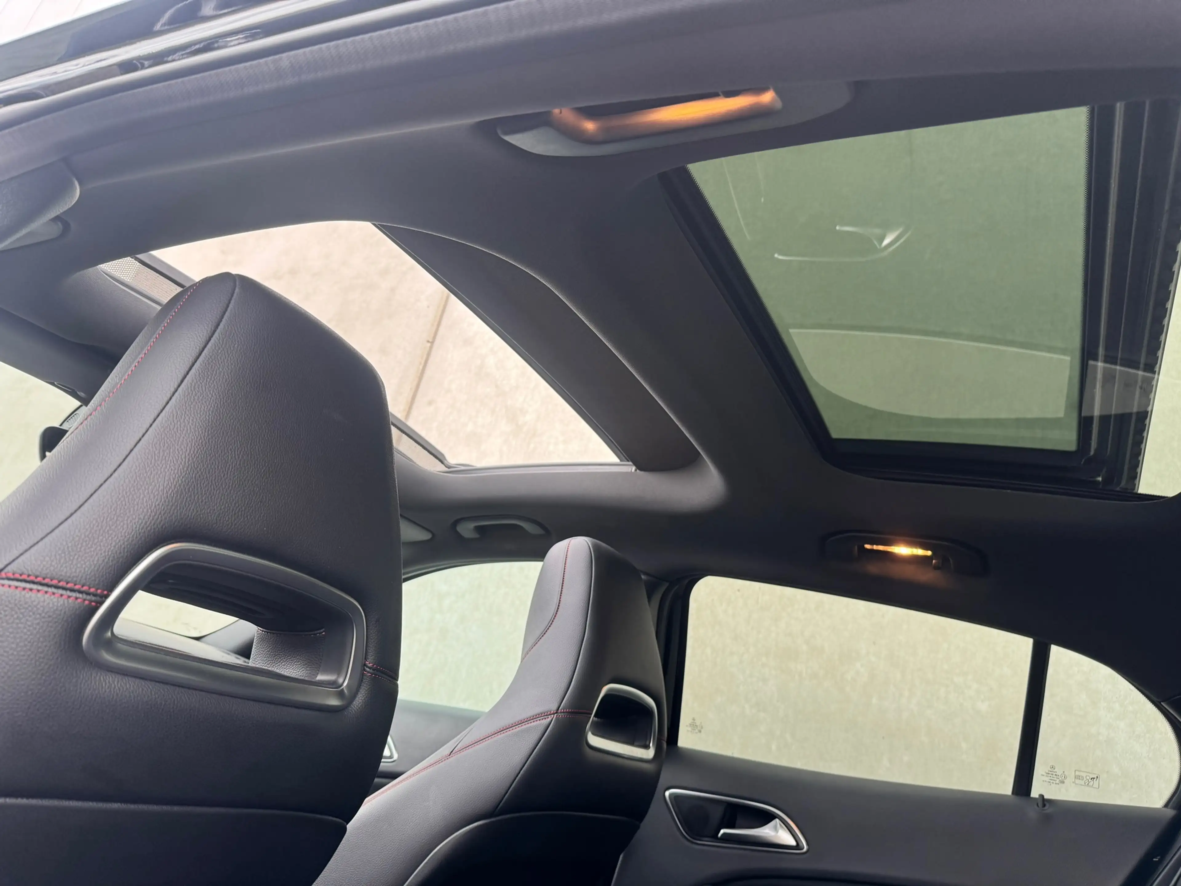 Mercedes-Benz GLA 250 AMG 4Matic Premium Plus PANO DAK TREKHAAK — photo 22