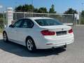 BMW 320 i Lim. Automatik AHK PDC Weiß - thumbnail 4