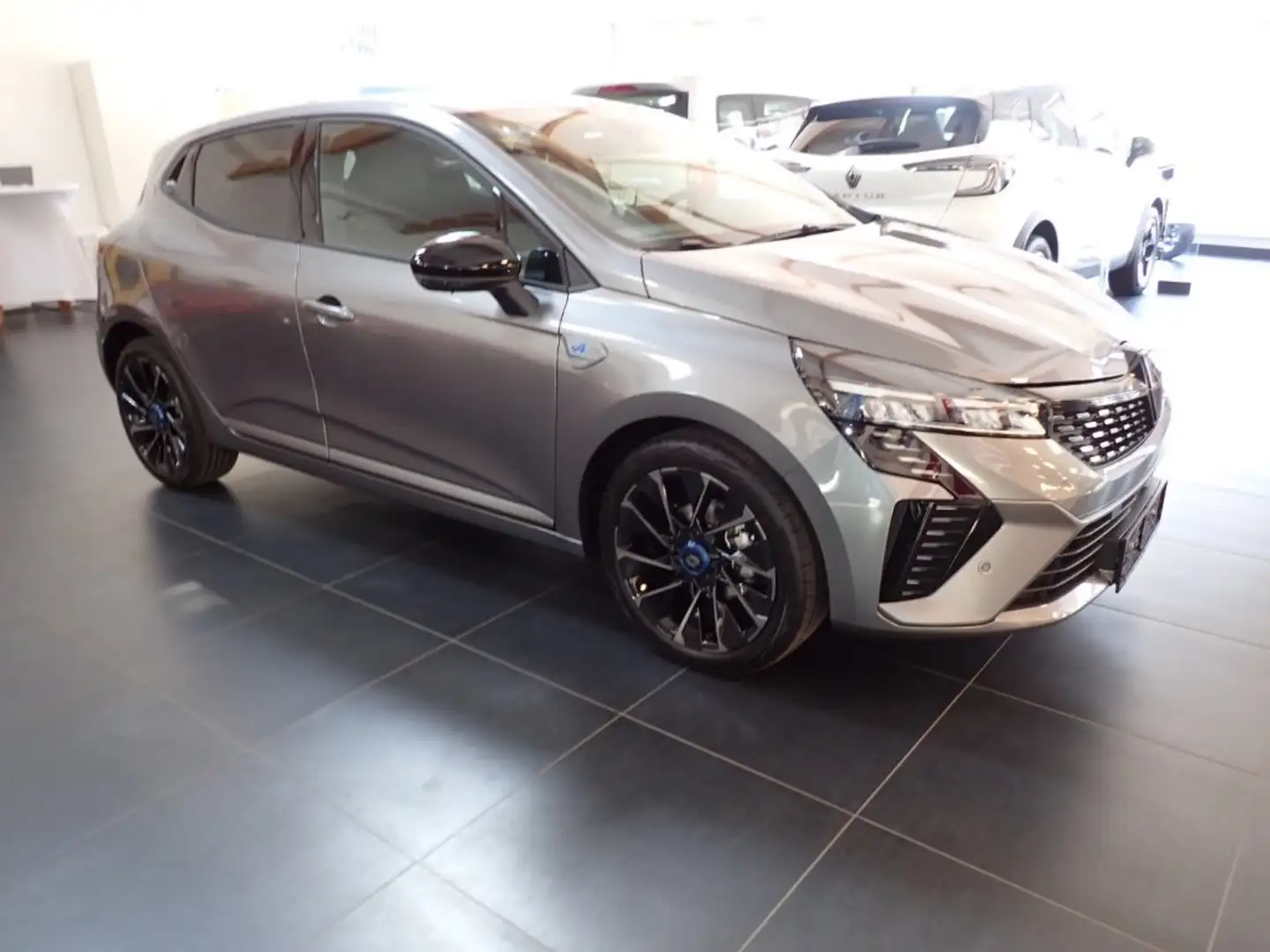 Renault Clio 5 Esprit Alpine TCe 90 Grau - 2